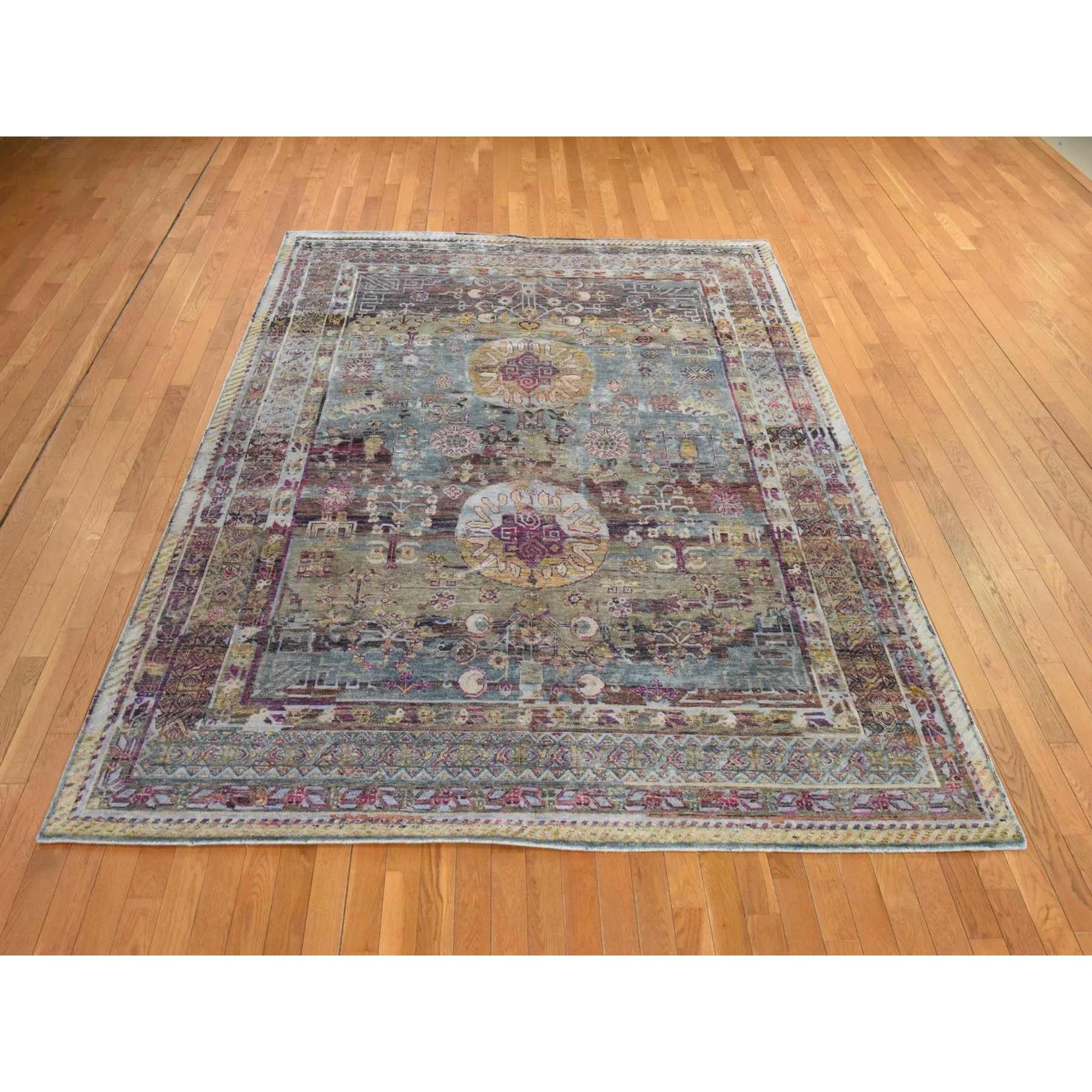 Khotan-and-Samarkand-Hand-Knotted-Rug-392900