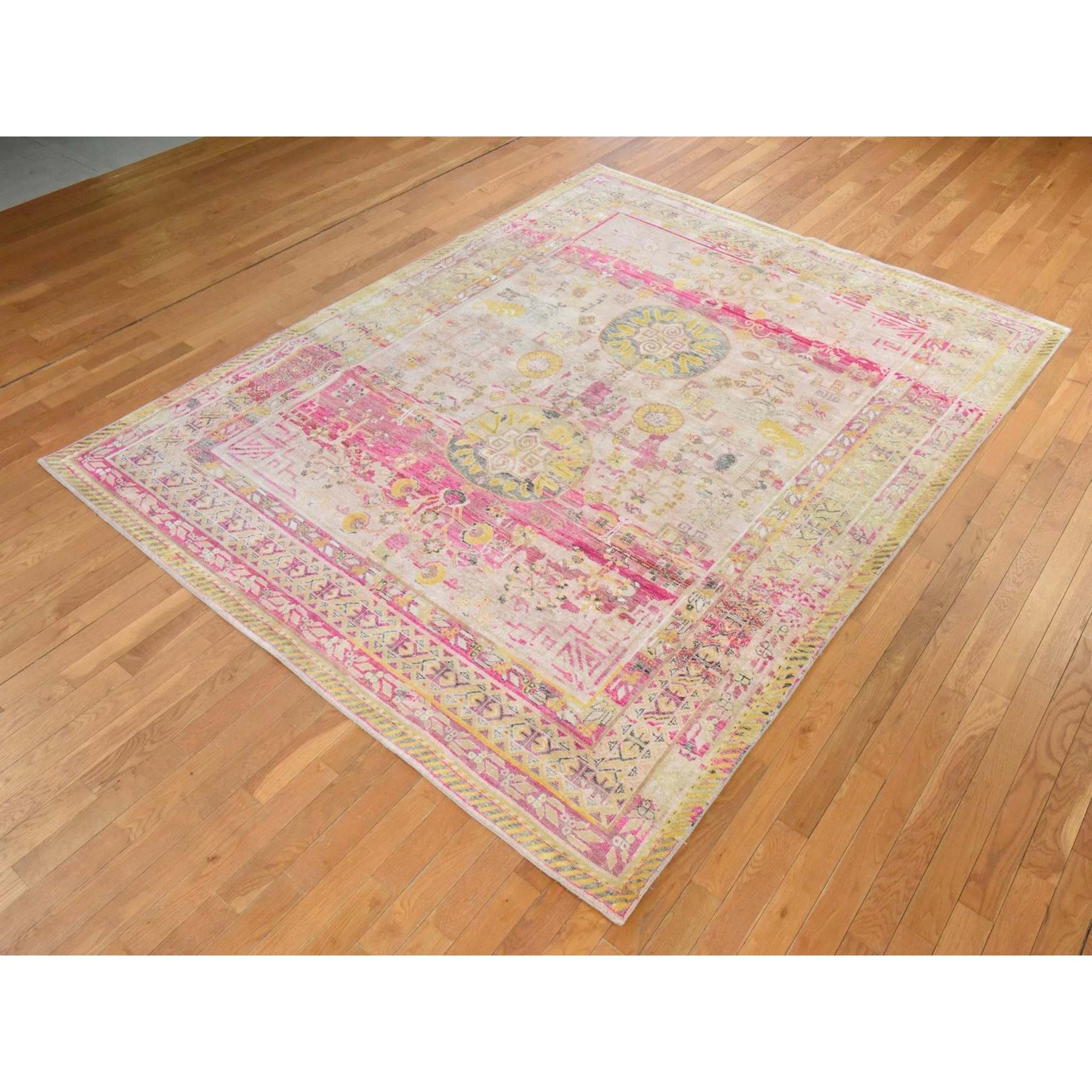Khotan-and-Samarkand-Hand-Knotted-Rug-392905