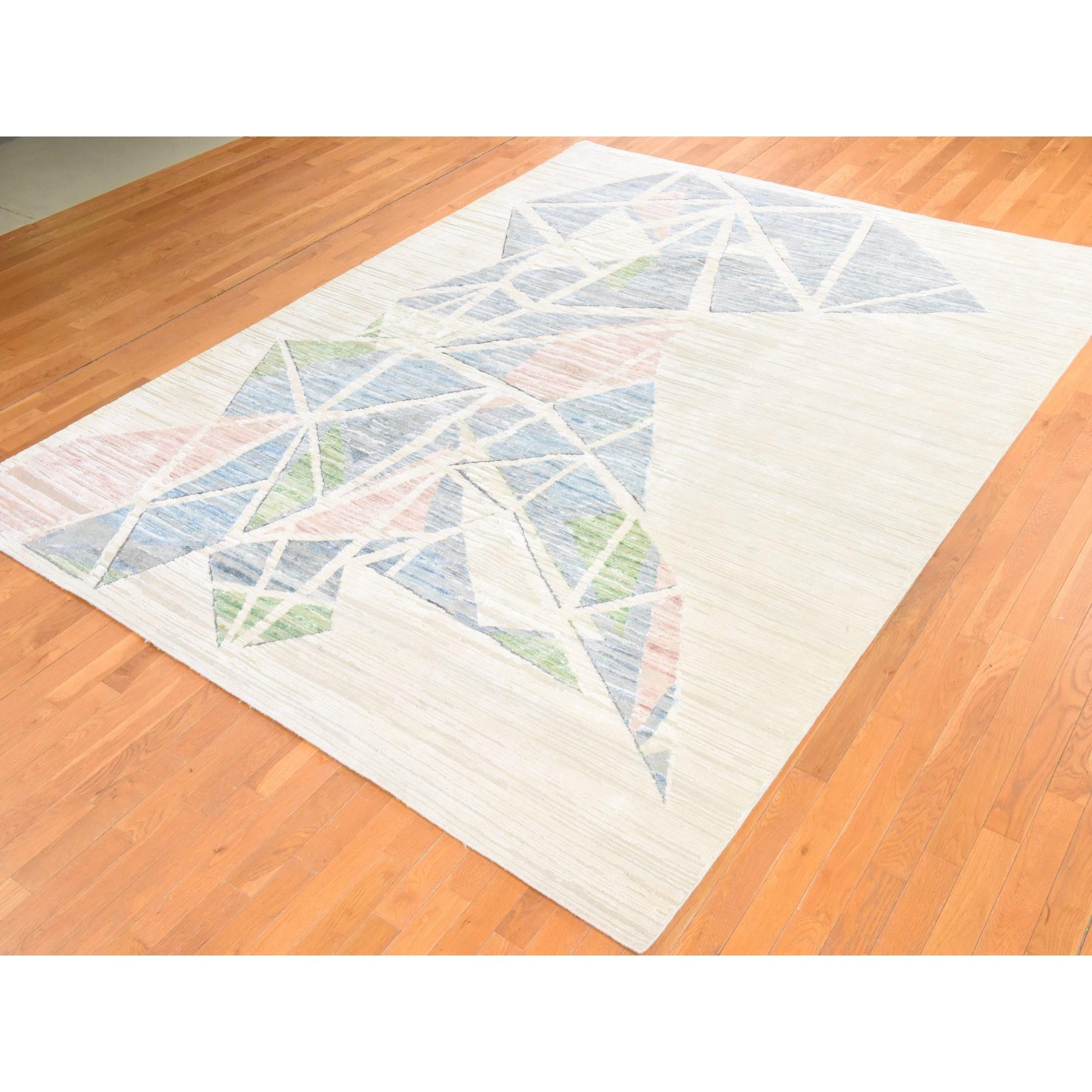 Modern-and-Contemporary-Hand-Knotted-Rug-392685
