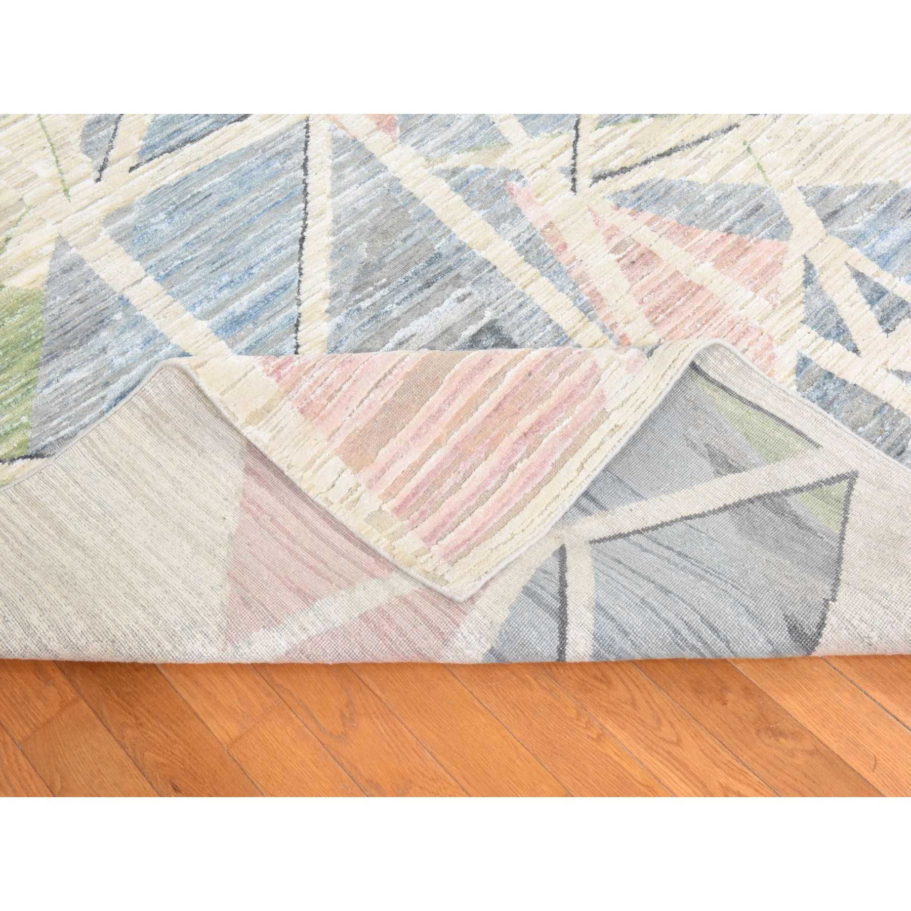 Modern-and-Contemporary-Hand-Knotted-Rug-392685