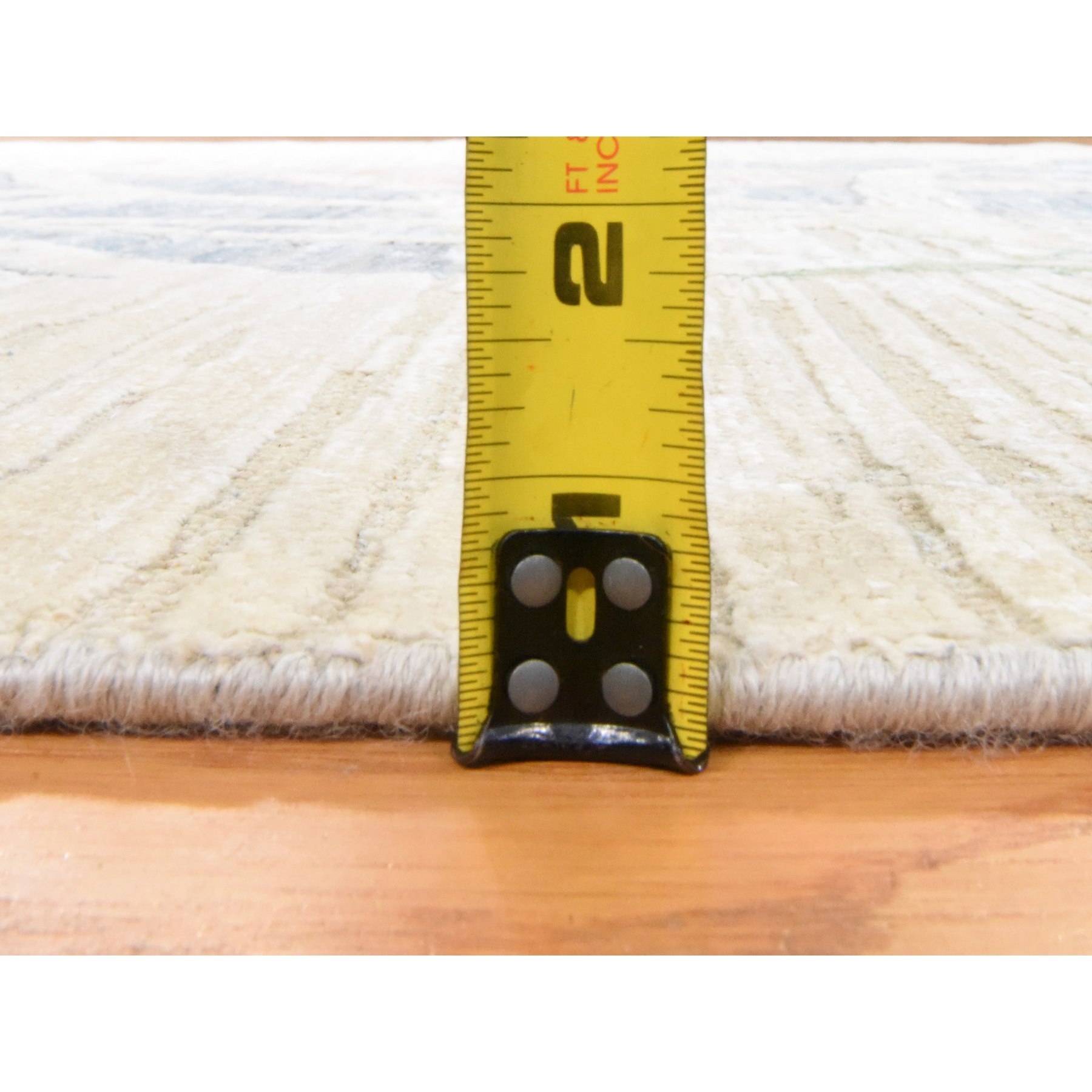Modern-and-Contemporary-Hand-Knotted-Rug-392685