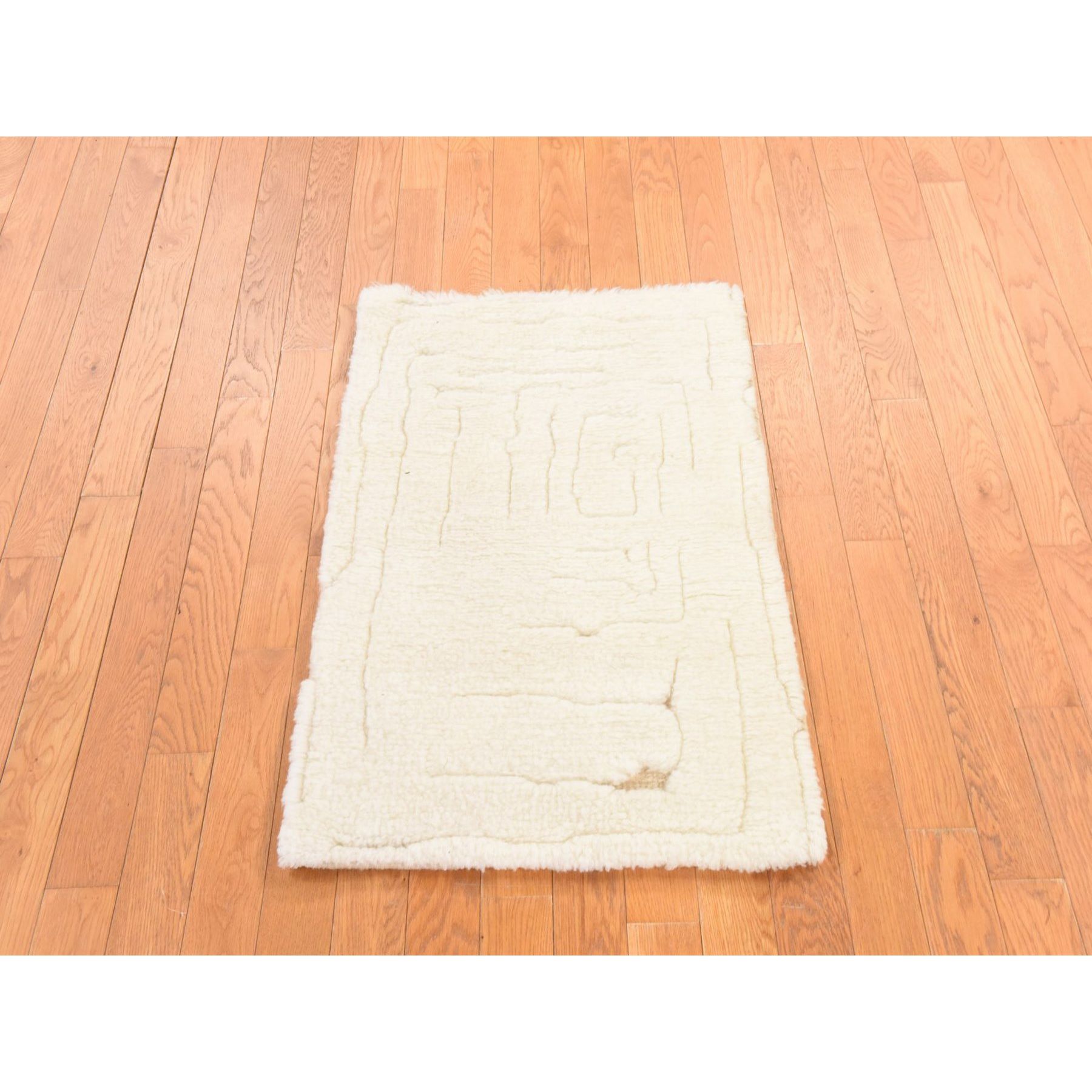 Modern-and-Contemporary-Hand-Knotted-Rug-393230