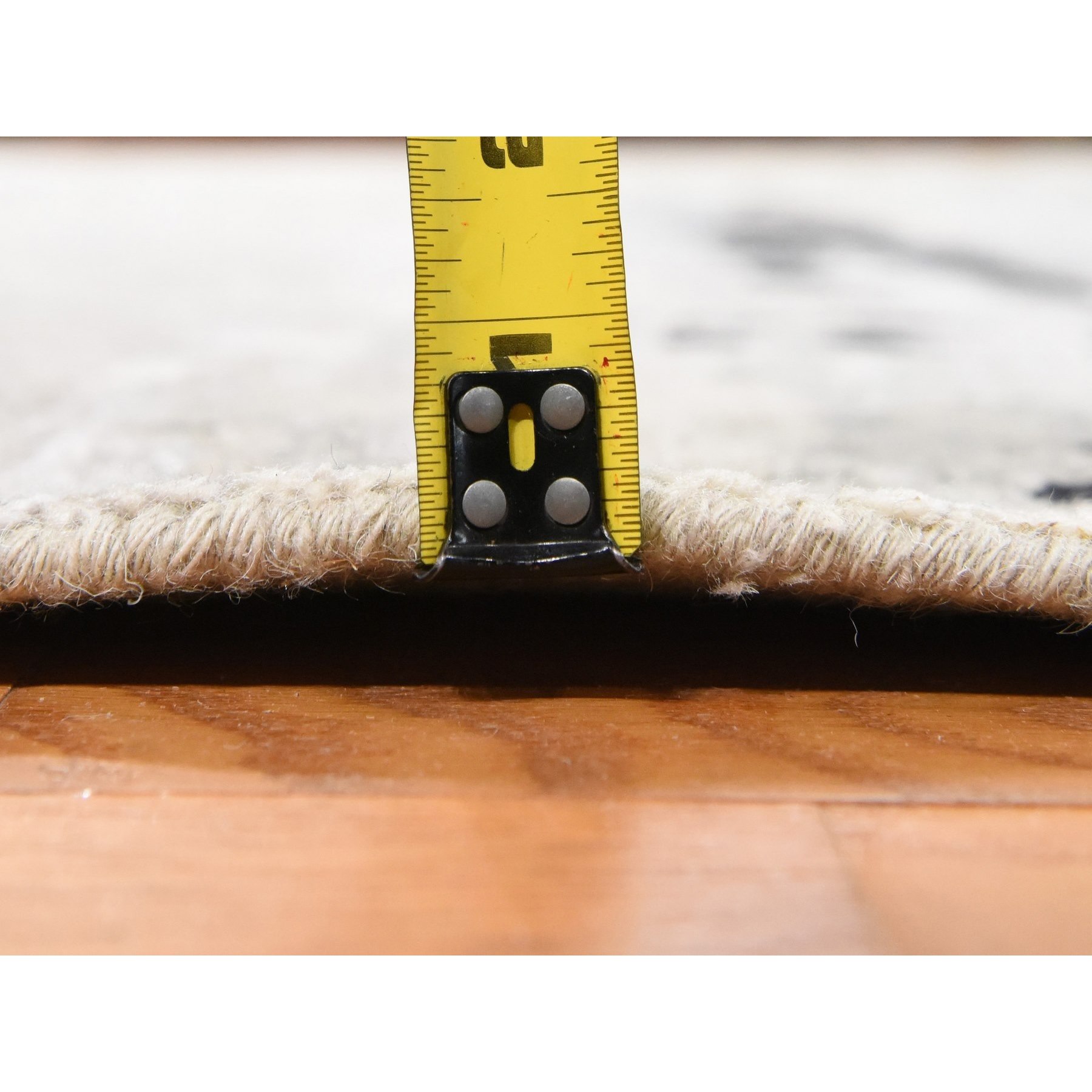 Modern-and-Contemporary-Hand-Knotted-Rug-393335
