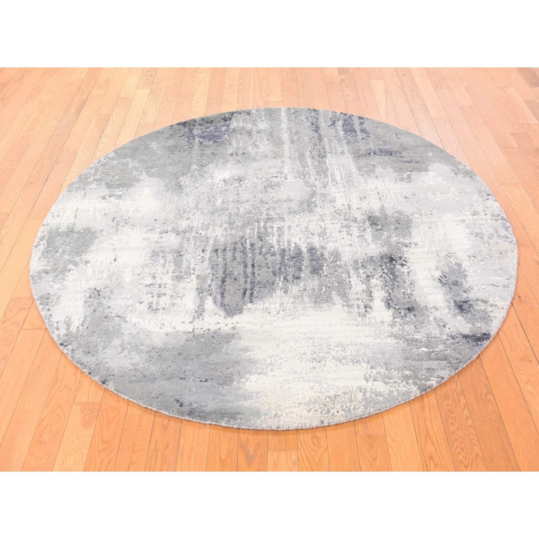 Modern-and-Contemporary-Hand-Knotted-Rug-393455