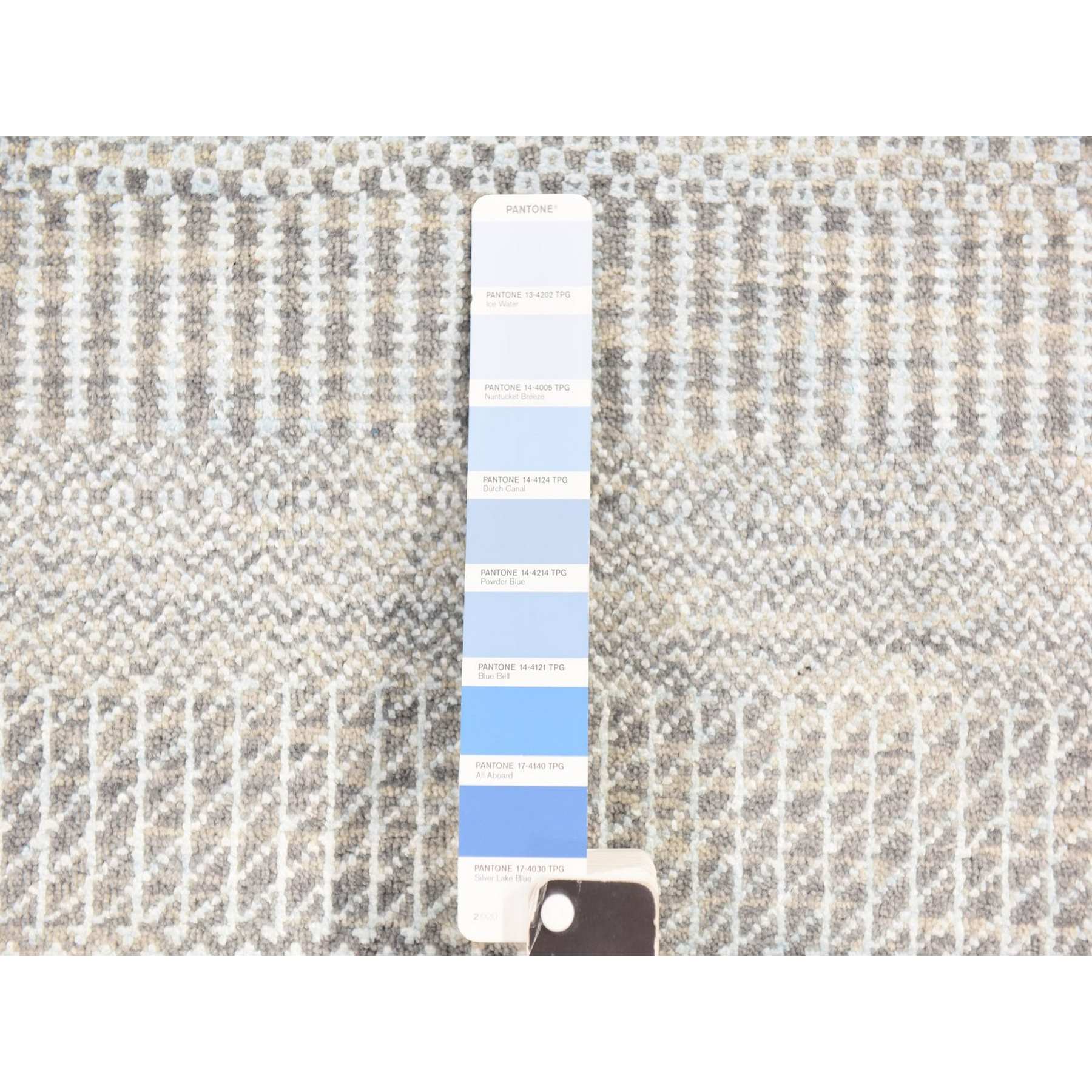 Modern-and-Contemporary-Hand-Knotted-Rug-393480