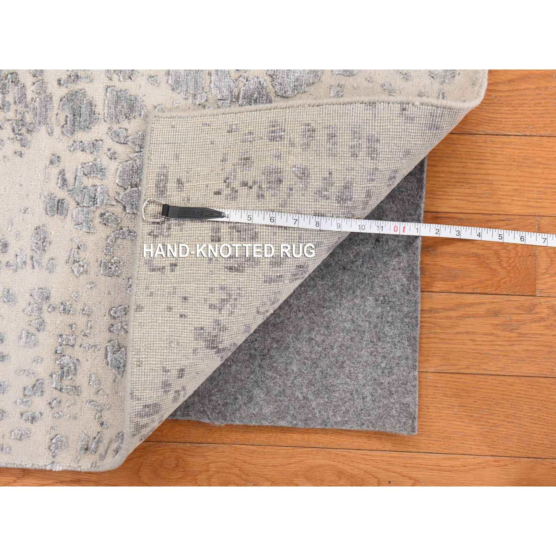 Modern-and-Contemporary-Hand-Knotted-Rug-393590