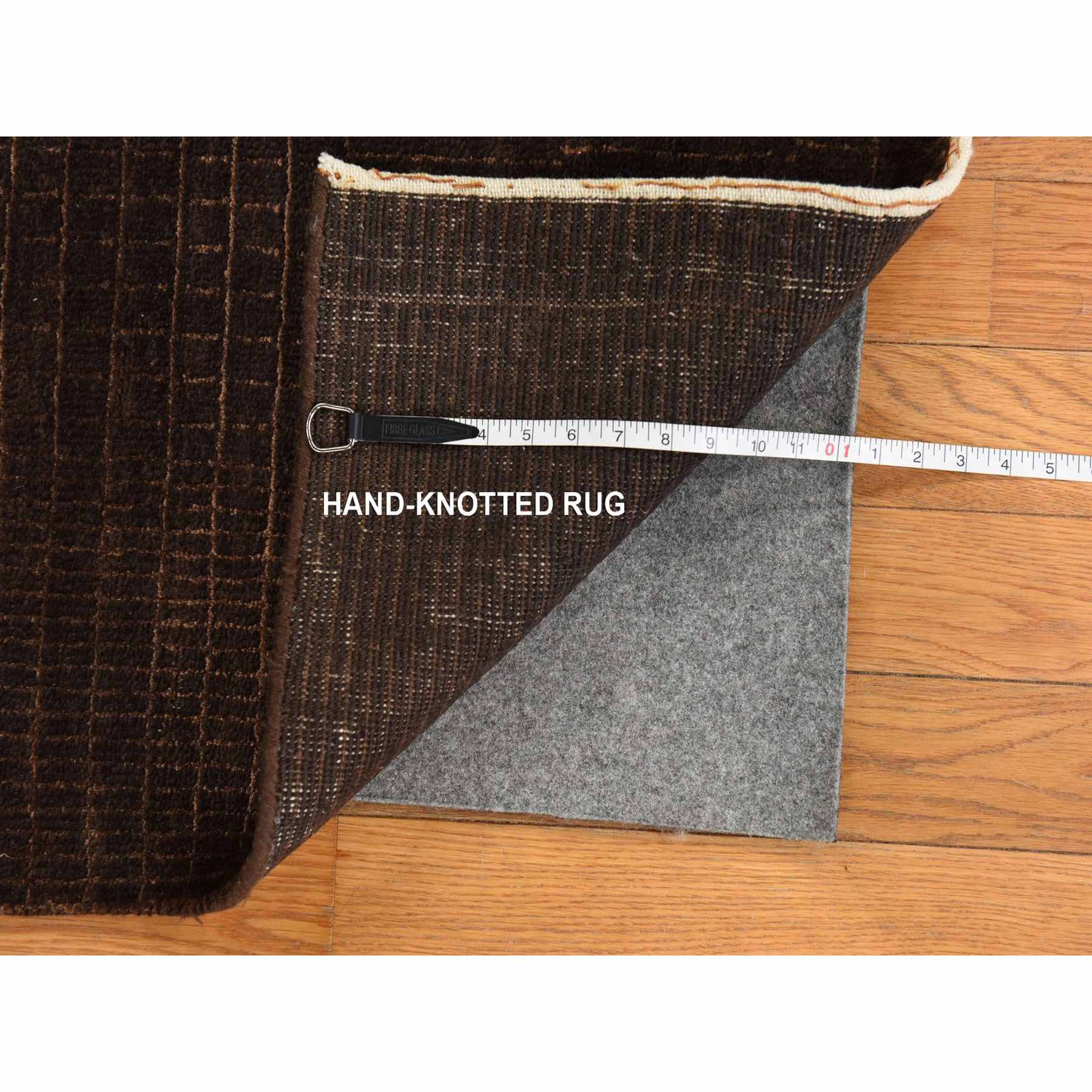 Modern-and-Contemporary-Hand-Knotted-Rug-393610