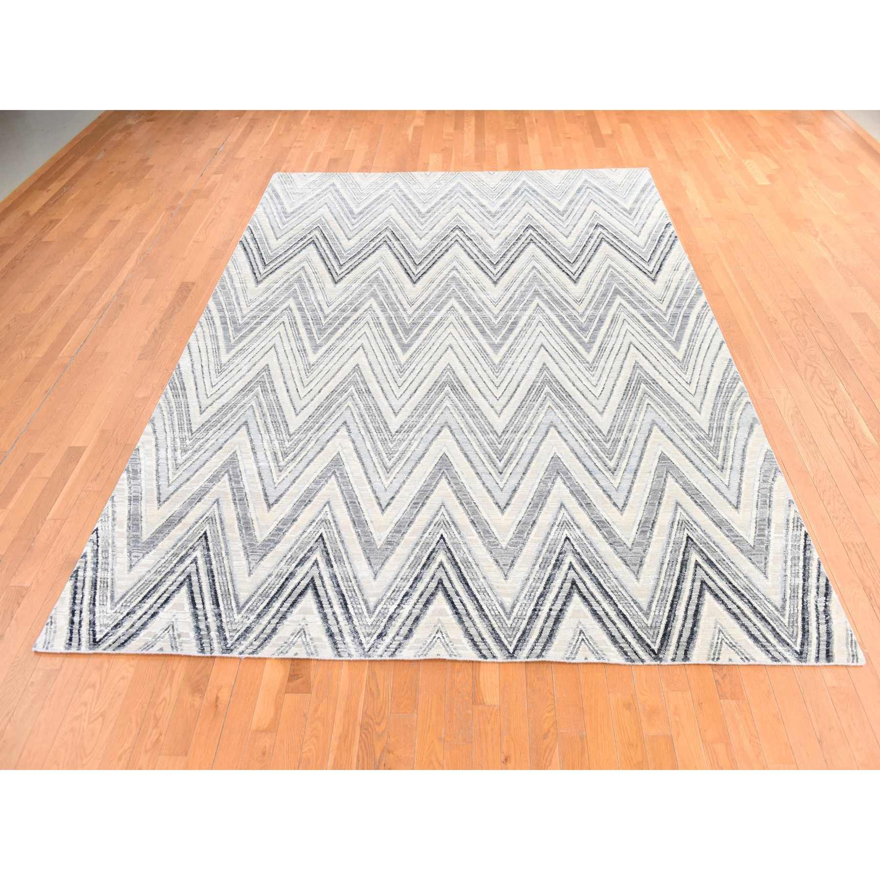 Modern-and-Contemporary-Hand-Knotted-Rug-393680