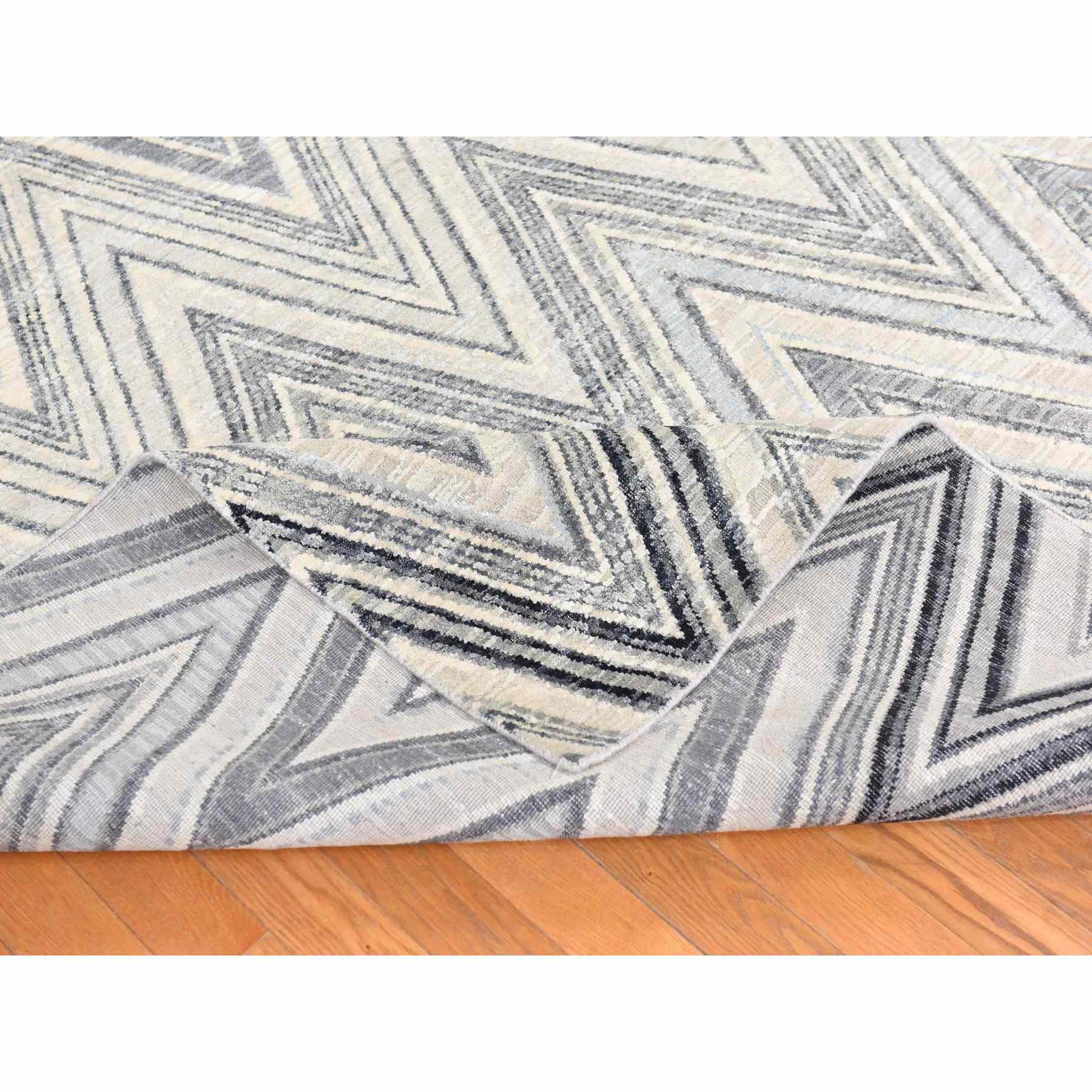 Modern-and-Contemporary-Hand-Knotted-Rug-393680