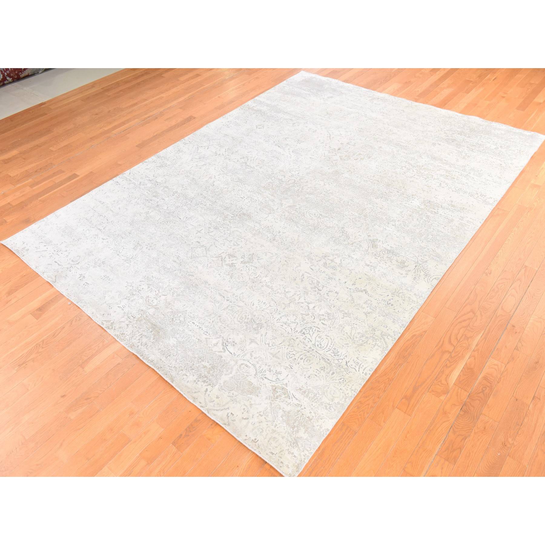 Modern-and-Contemporary-Hand-Knotted-Rug-393685