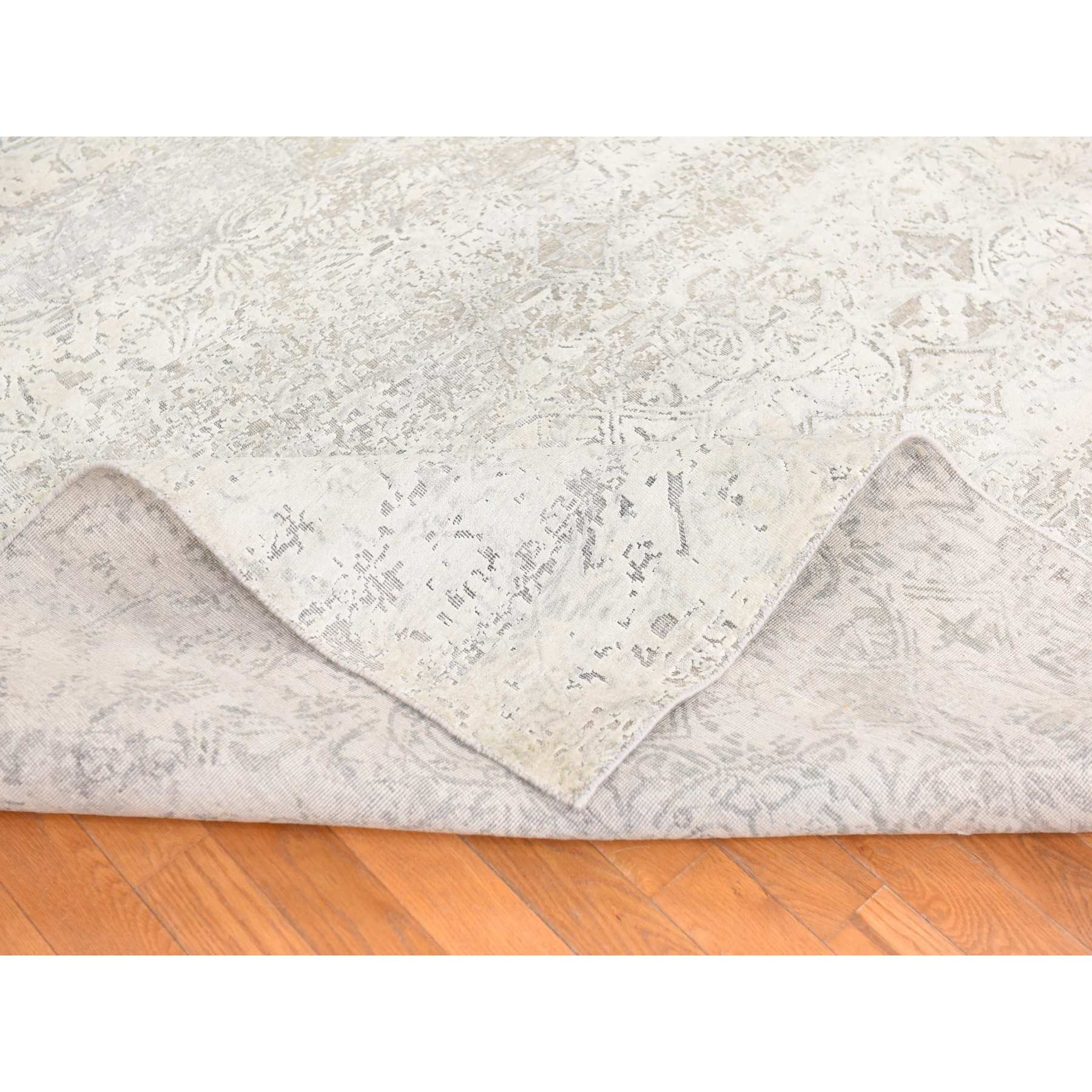 Modern-and-Contemporary-Hand-Knotted-Rug-393685