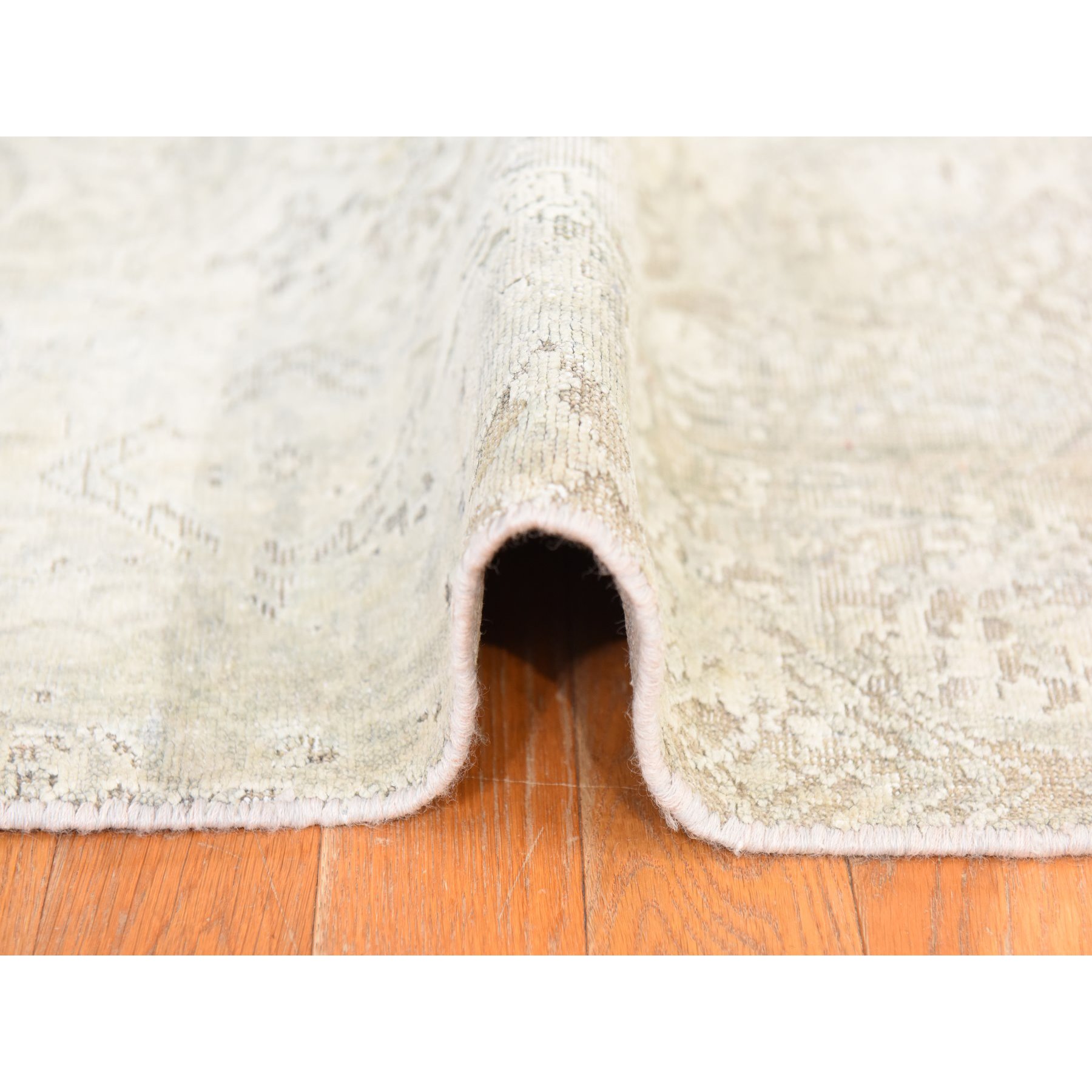 Modern-and-Contemporary-Hand-Knotted-Rug-393685