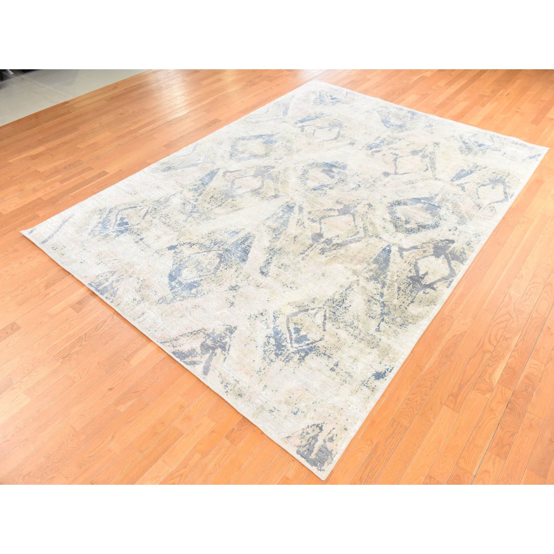 Modern-and-Contemporary-Hand-Knotted-Rug-393710