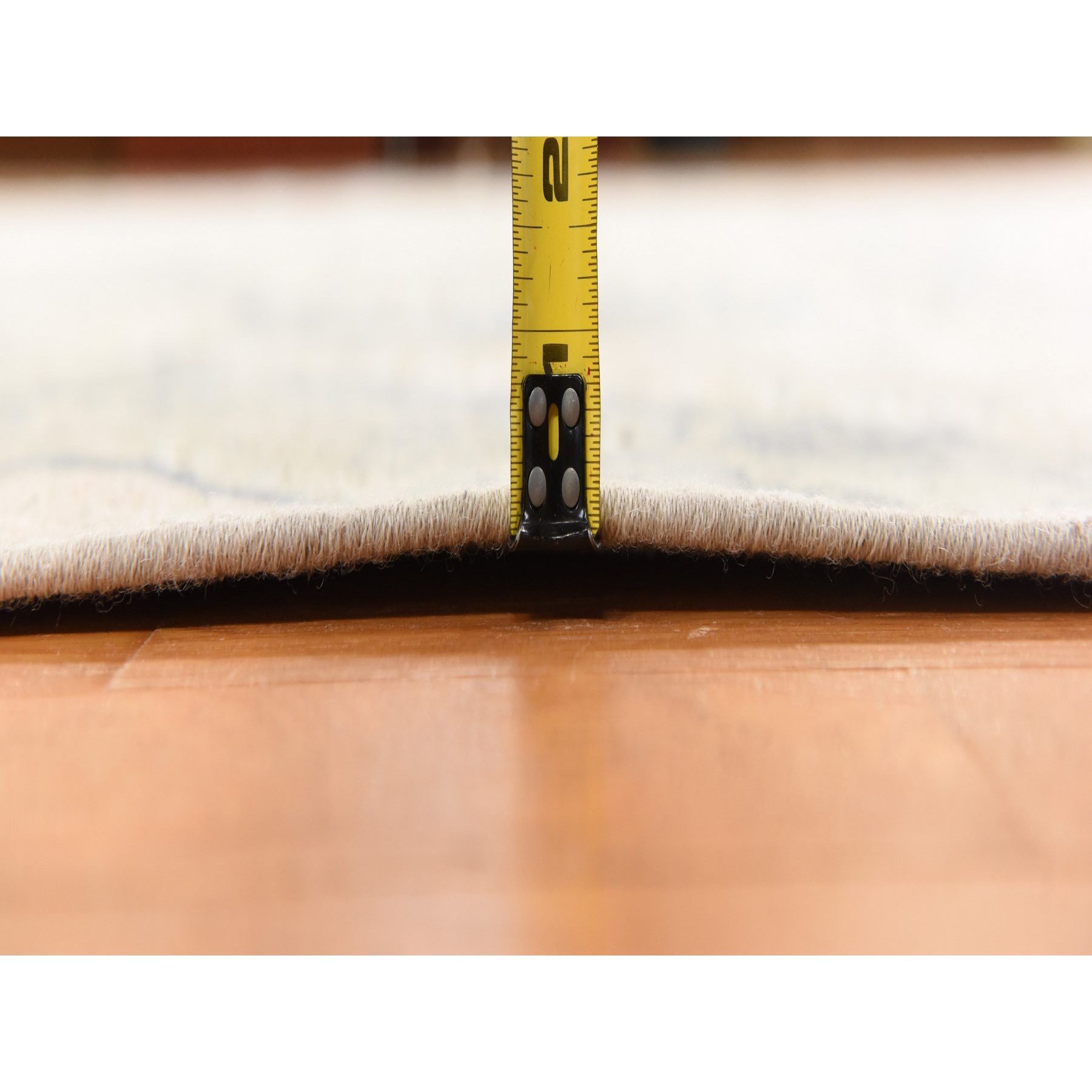 Modern-and-Contemporary-Hand-Knotted-Rug-393710