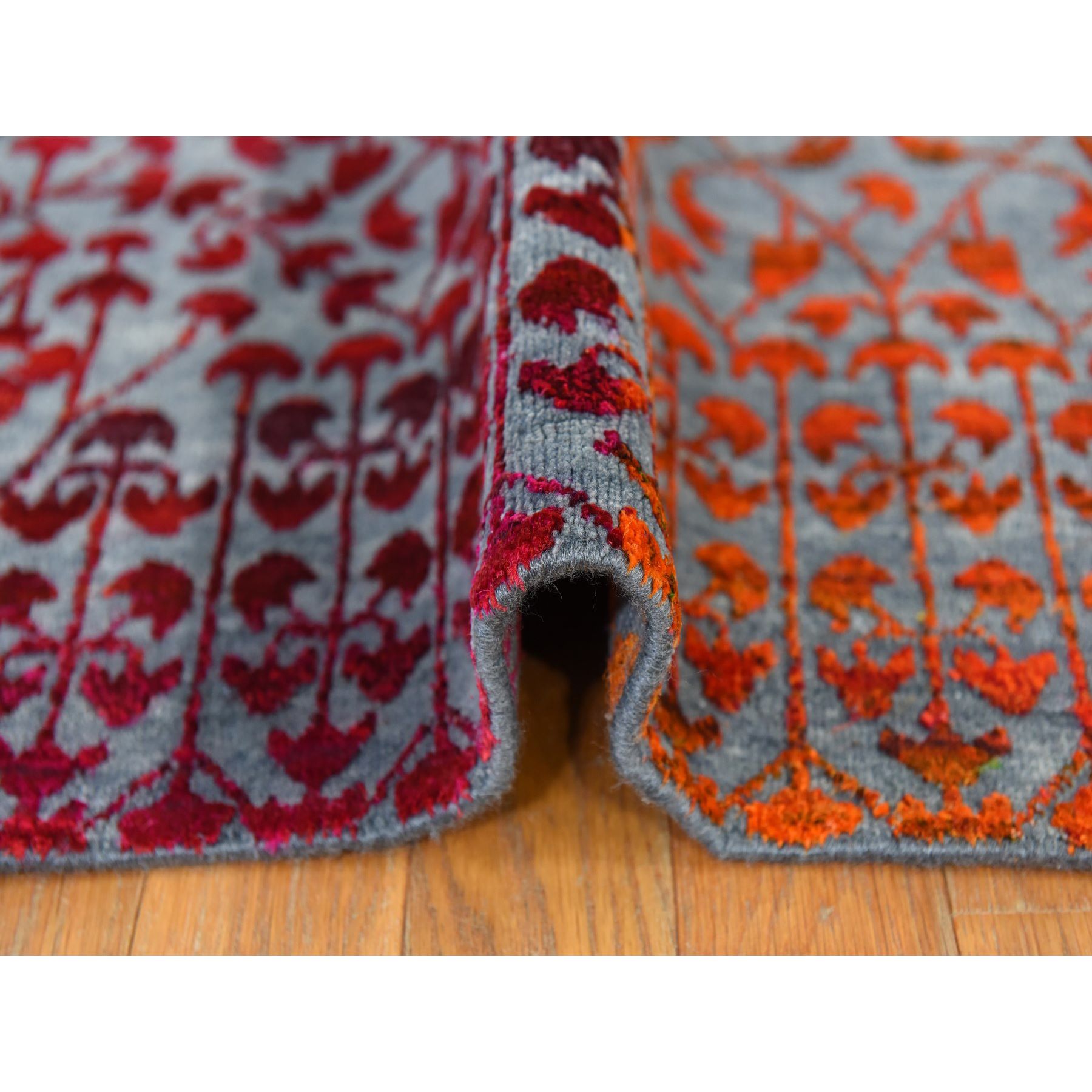 Modern-and-Contemporary-Hand-Knotted-Rug-393720