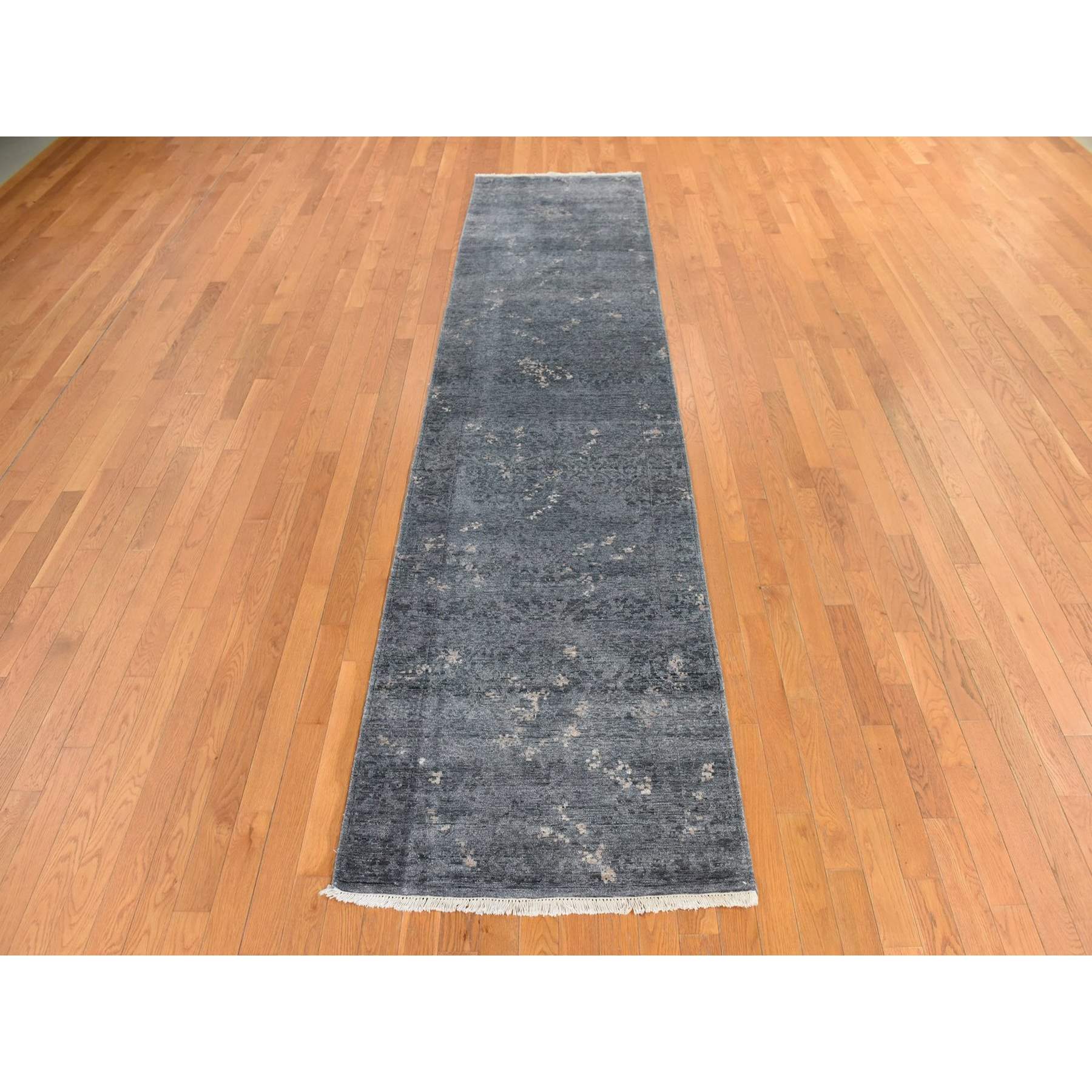 Modern-and-Contemporary-Hand-Knotted-Rug-393755