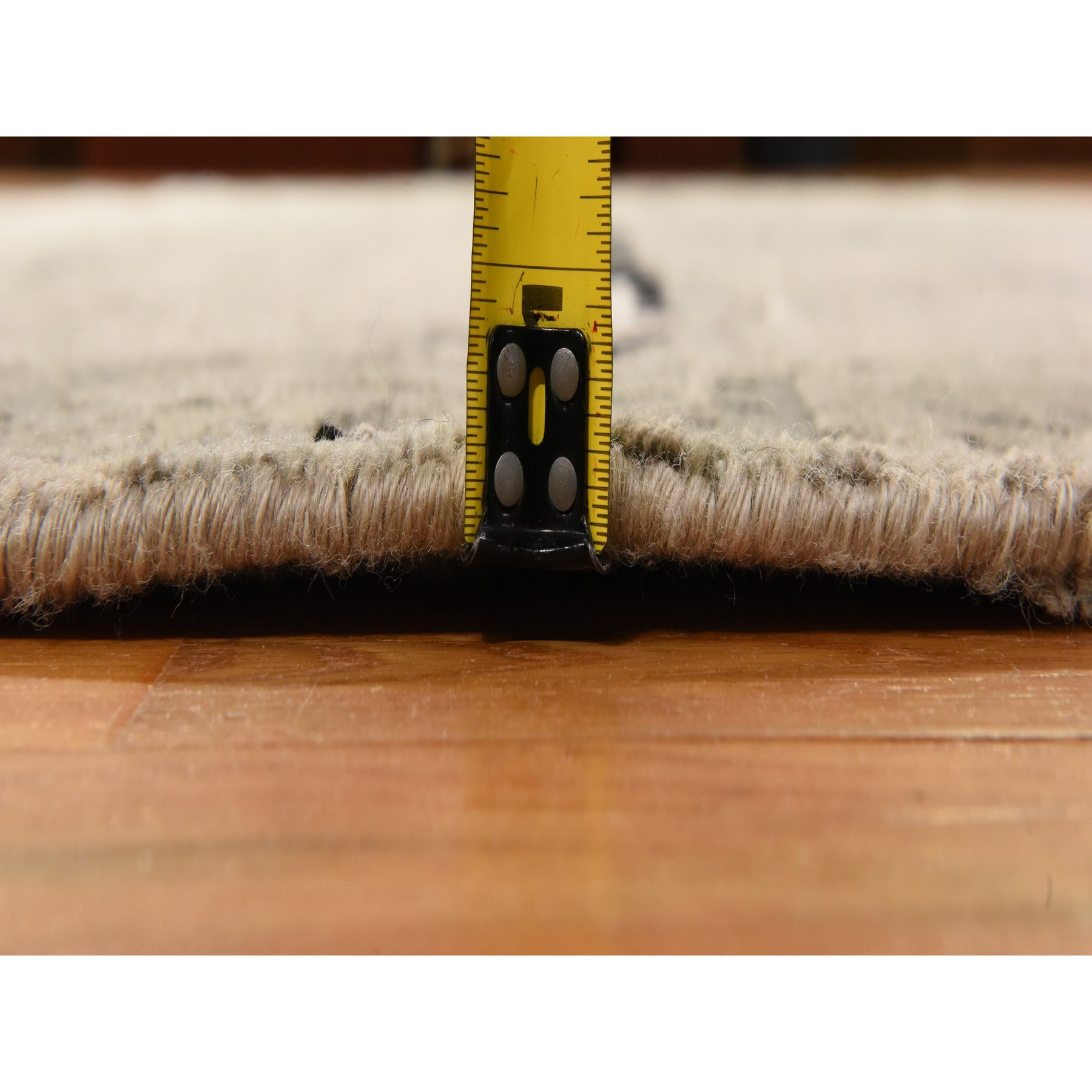 Modern-and-Contemporary-Hand-Knotted-Rug-394305