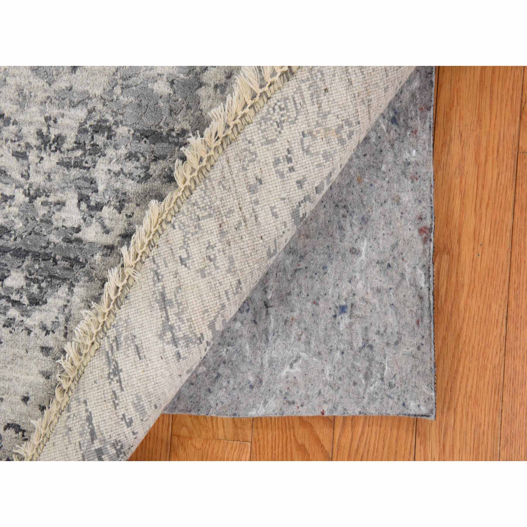 Modern-and-Contemporary-Hand-Knotted-Rug-394320