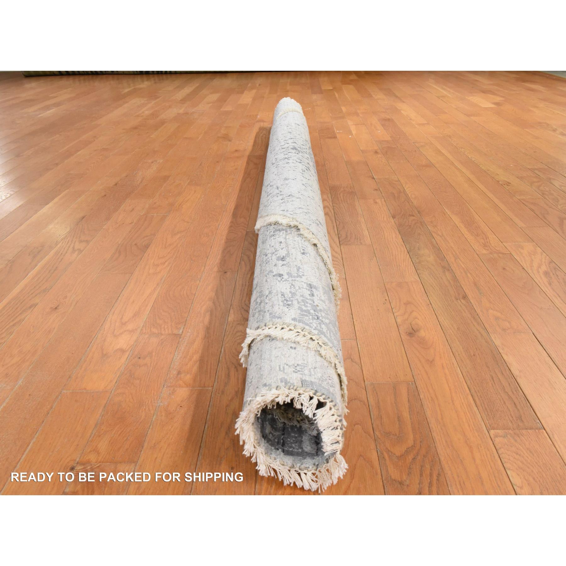 Modern-and-Contemporary-Hand-Knotted-Rug-394320