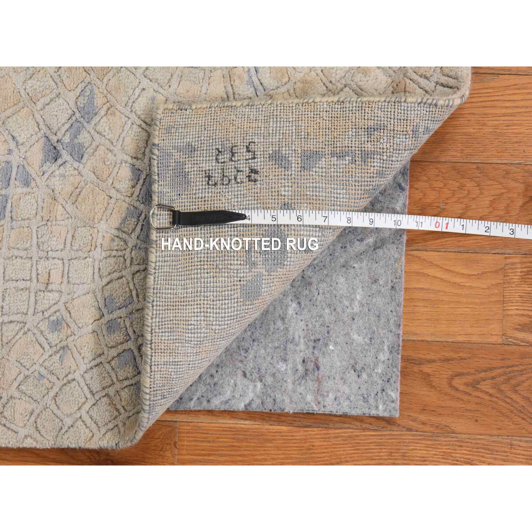Modern-and-Contemporary-Hand-Knotted-Rug-394430