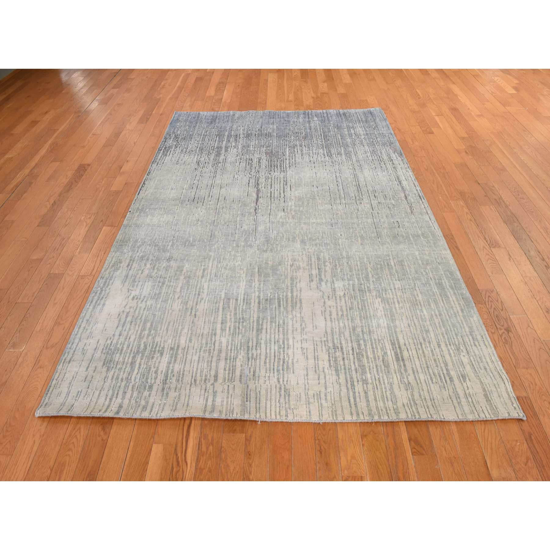 Modern-and-Contemporary-Hand-Knotted-Rug-394490