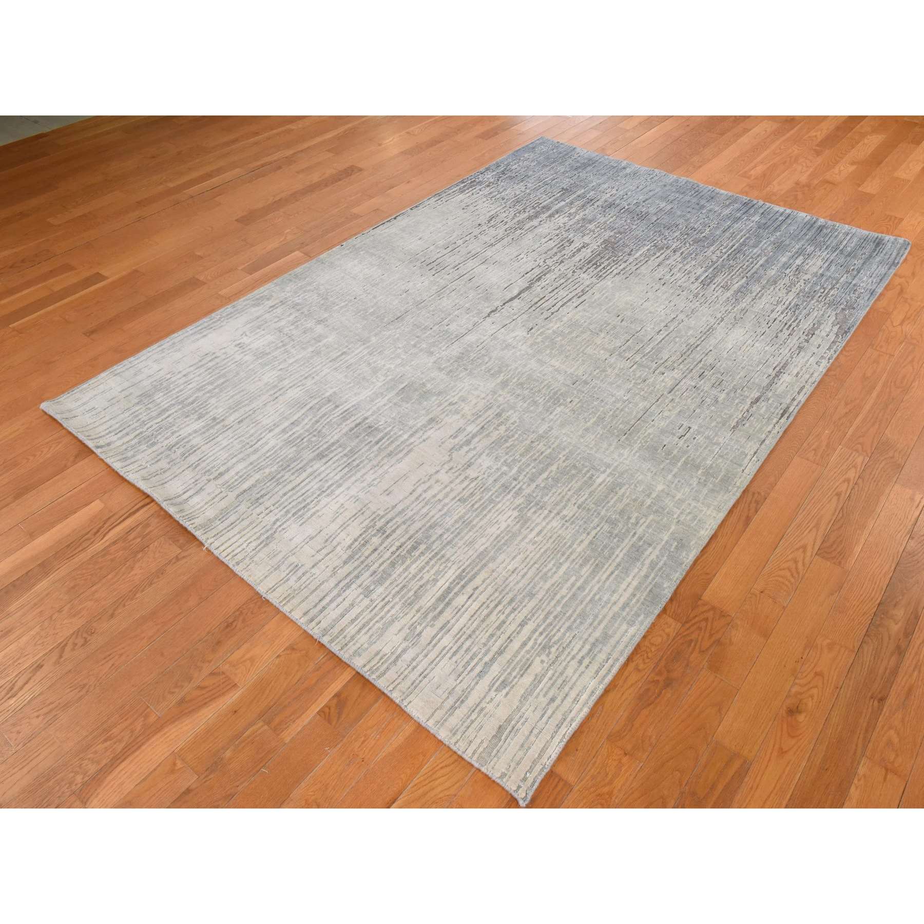 Modern-and-Contemporary-Hand-Knotted-Rug-394490