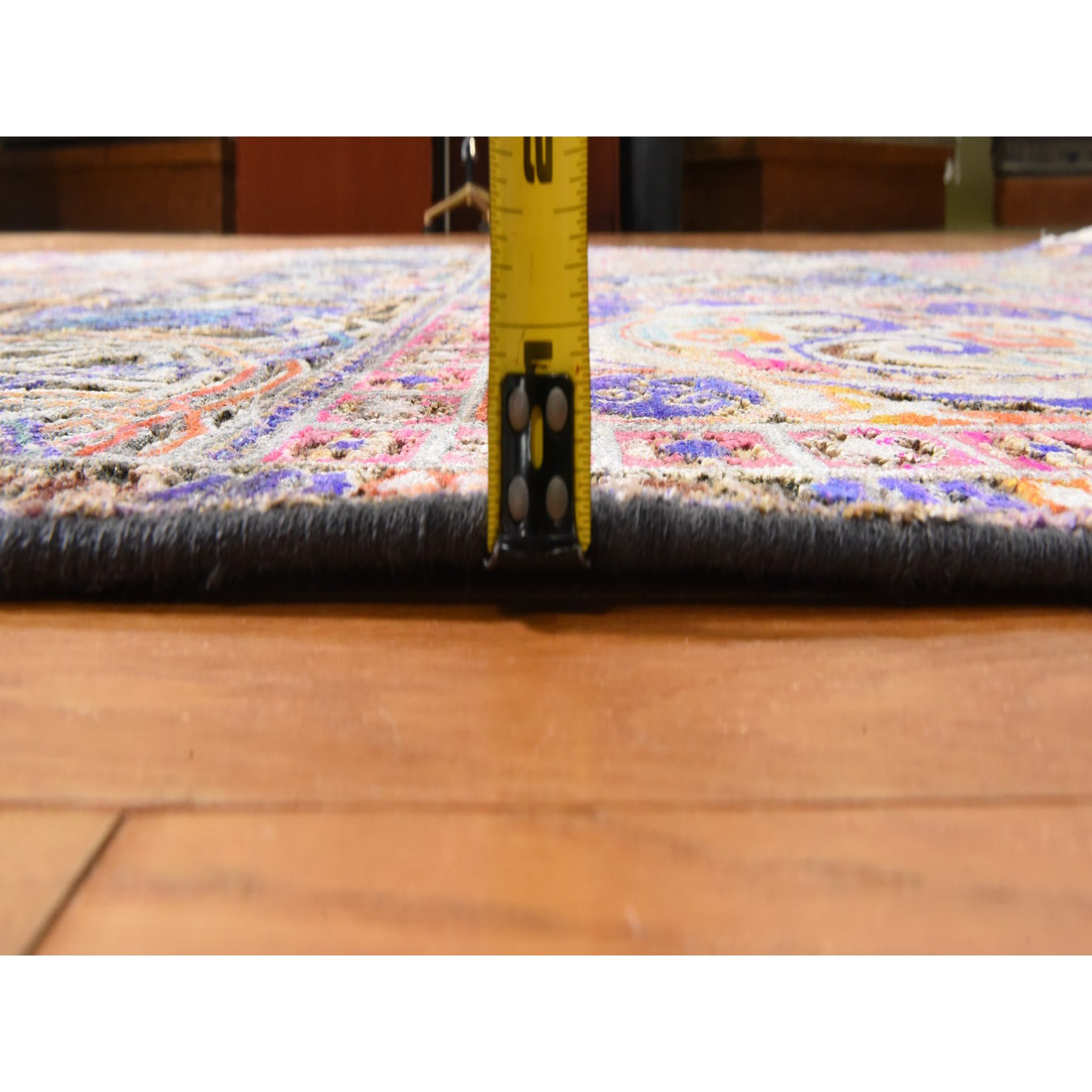 Modern-and-Contemporary-Hand-Knotted-Rug-394515