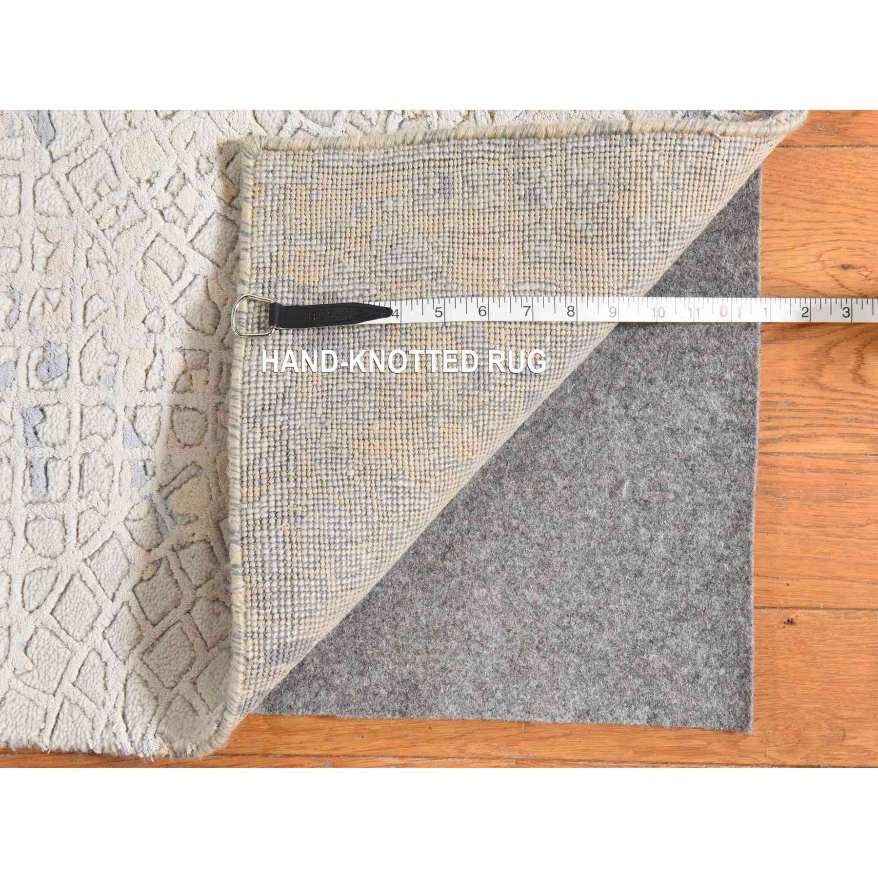 Modern-and-Contemporary-Hand-Knotted-Rug-394630
