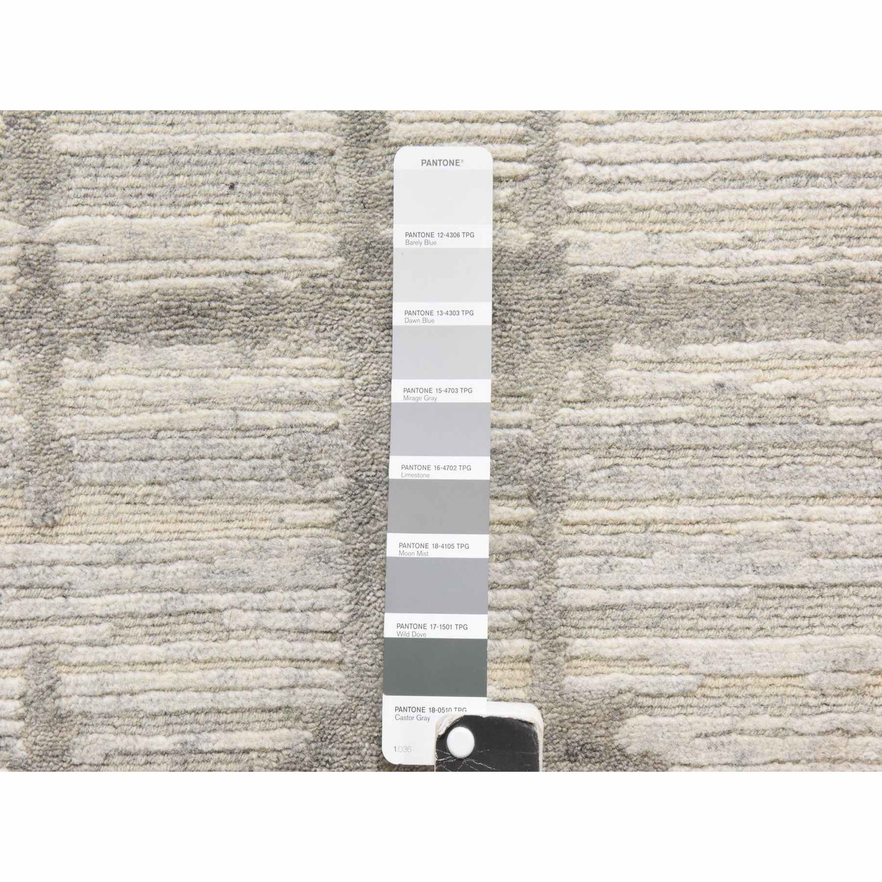 Modern-and-Contemporary-Hand-Knotted-Rug-394720