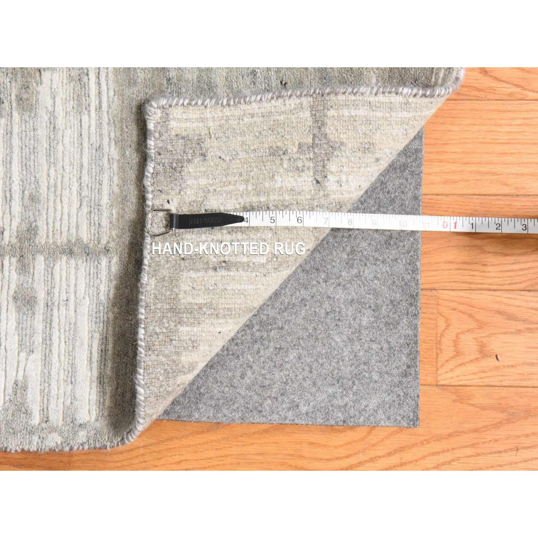 Modern-and-Contemporary-Hand-Knotted-Rug-394720