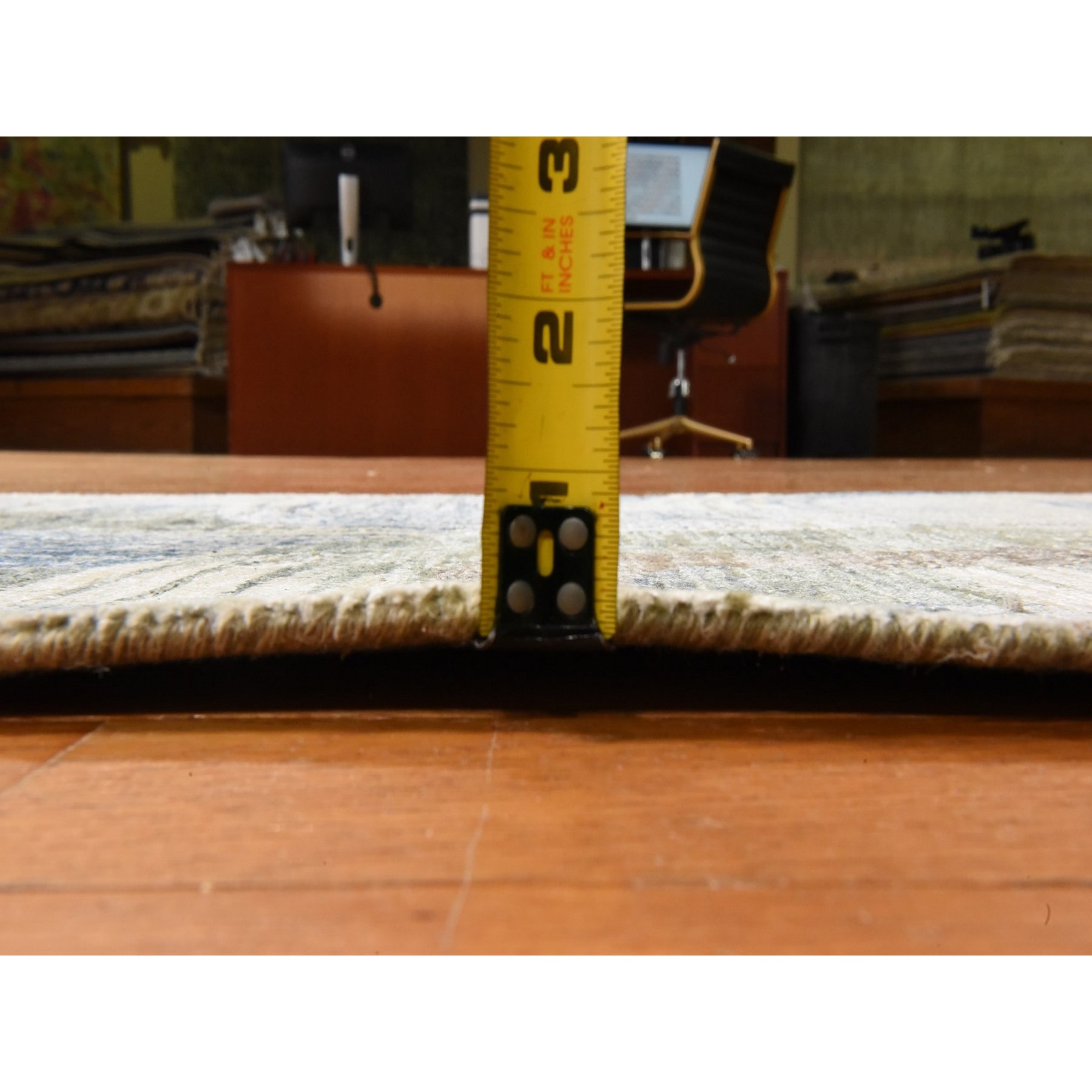 Modern-and-Contemporary-Hand-Knotted-Rug-394760