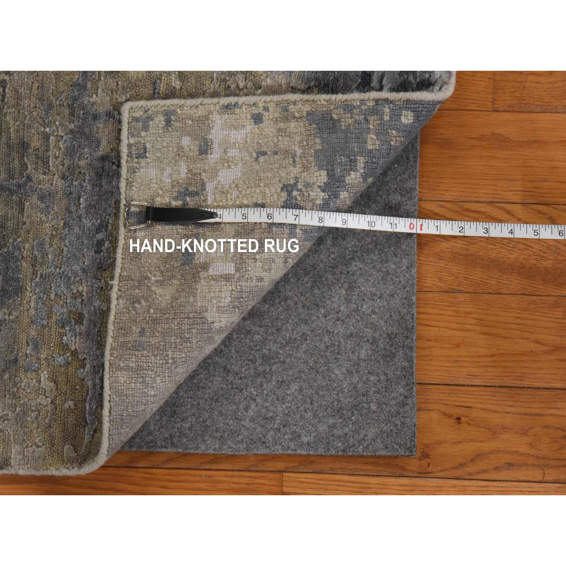 Modern-and-Contemporary-Hand-Knotted-Rug-394815