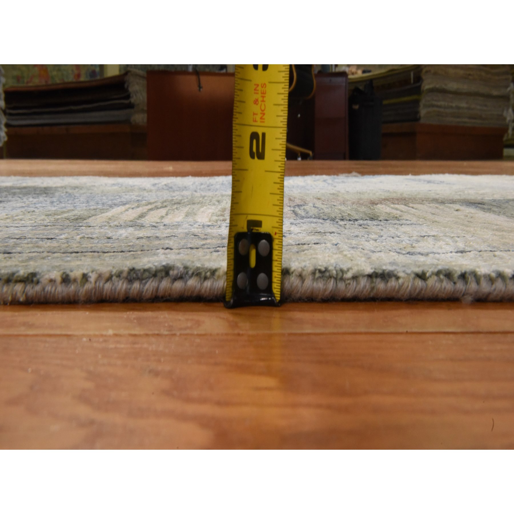 Modern-and-Contemporary-Hand-Knotted-Rug-394830