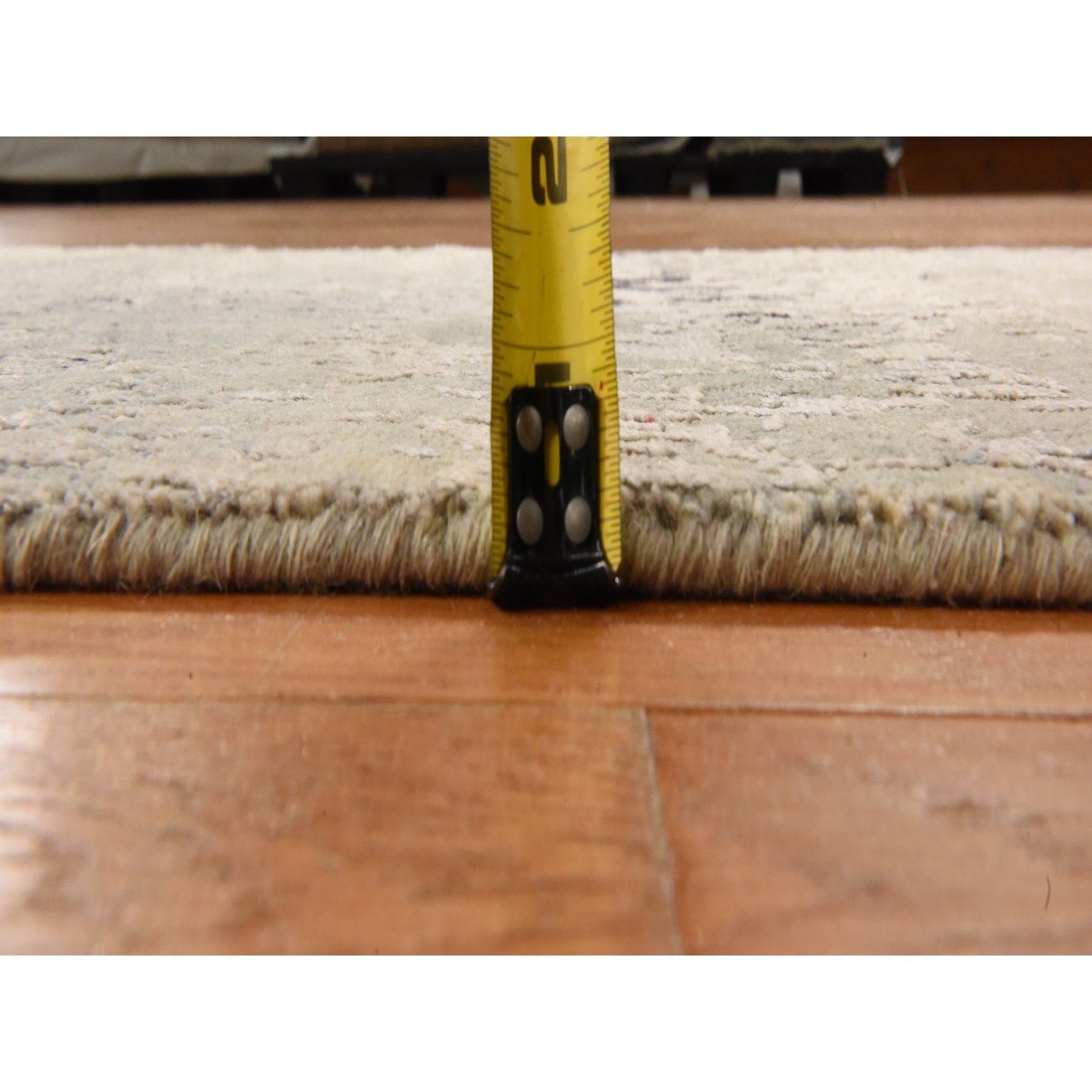Modern-and-Contemporary-Hand-Knotted-Rug-394915