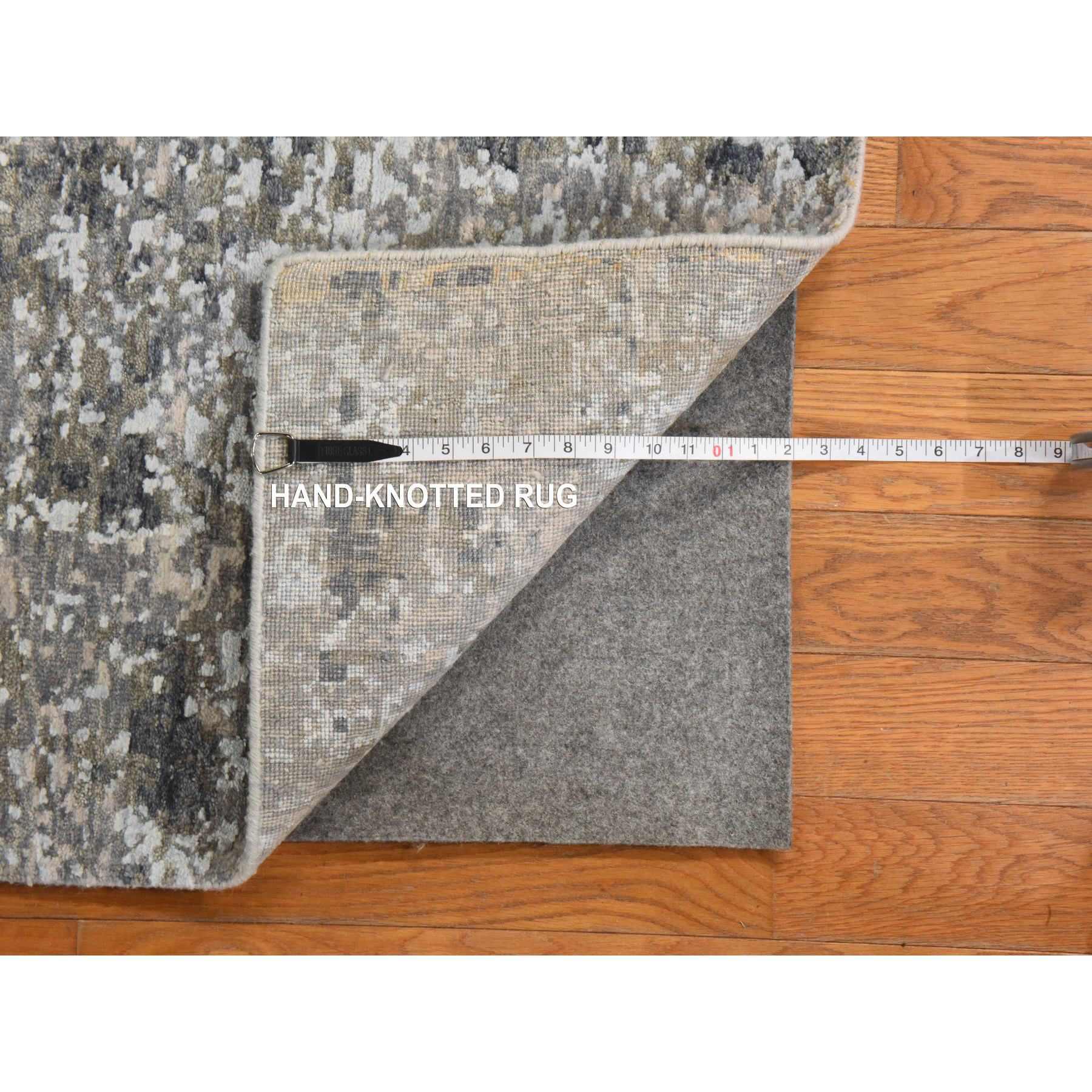 Modern-and-Contemporary-Hand-Knotted-Rug-394925