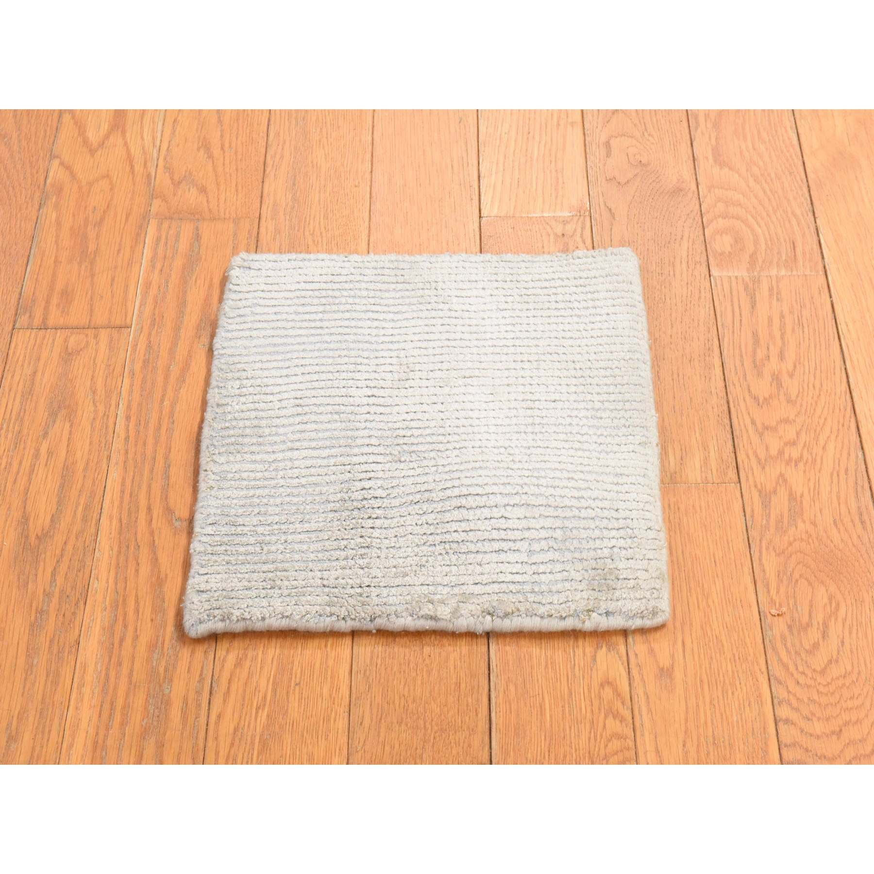 Modern-and-Contemporary-Hand-Loomed-Rug-393320