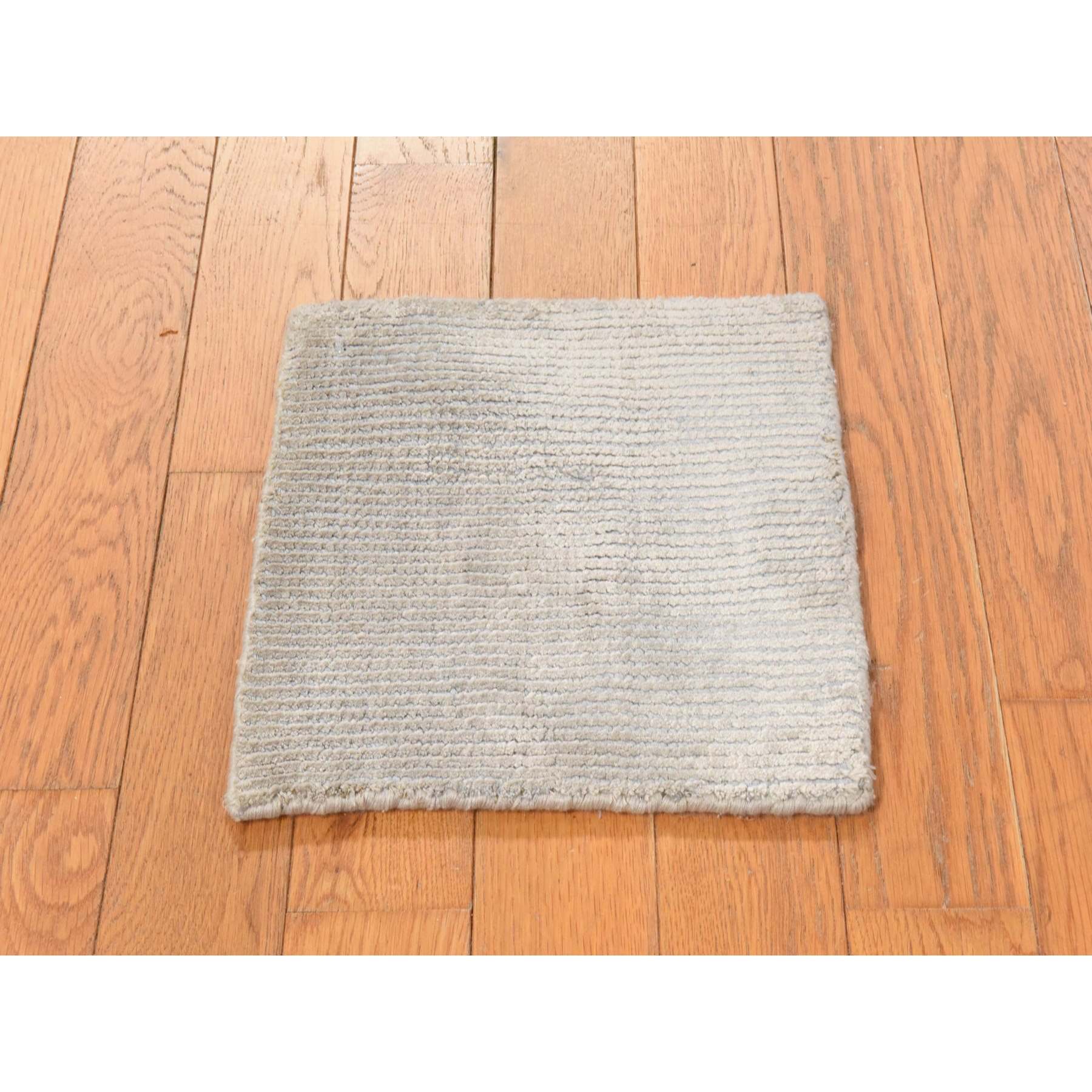 Modern-and-Contemporary-Hand-Loomed-Rug-393320