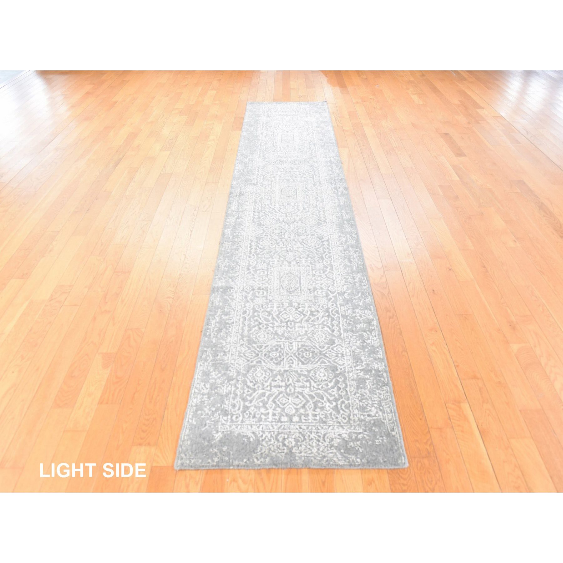 Modern-and-Contemporary-Hand-Loomed-Rug-393725