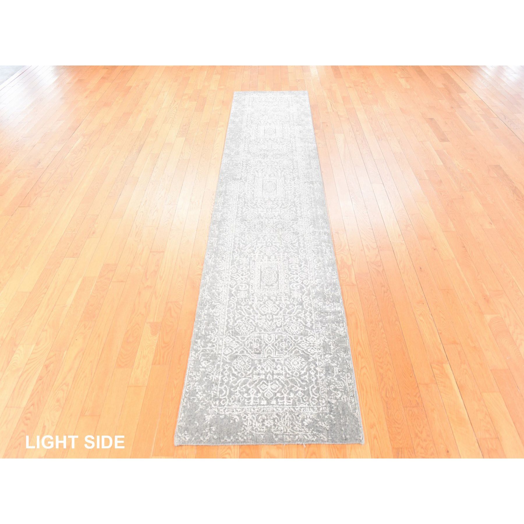 Modern-and-Contemporary-Hand-Loomed-Rug-393730