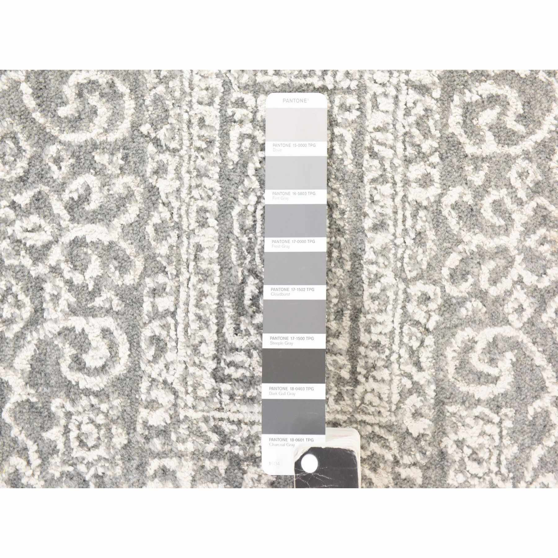Modern-and-Contemporary-Hand-Loomed-Rug-393730
