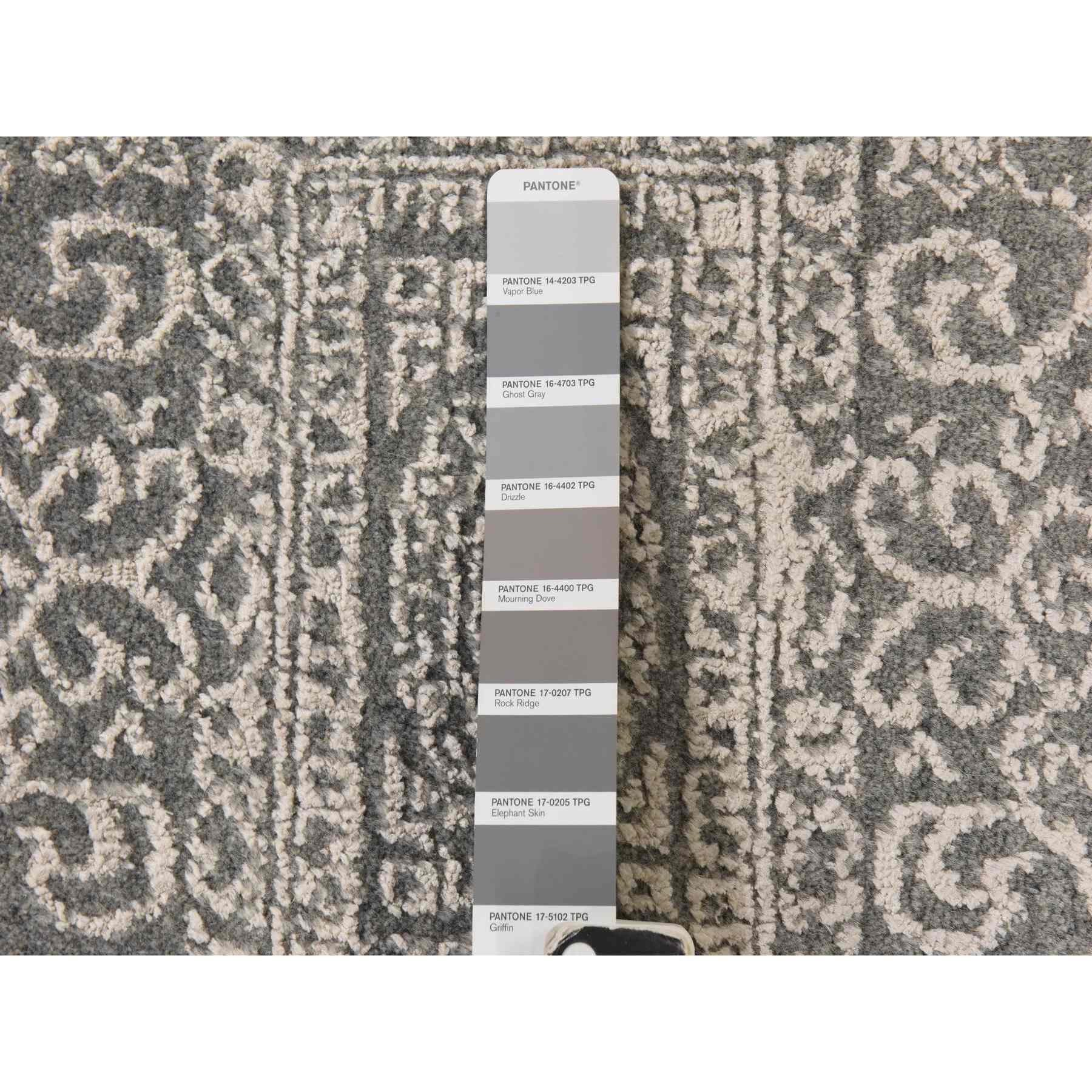 Modern-and-Contemporary-Hand-Loomed-Rug-394465