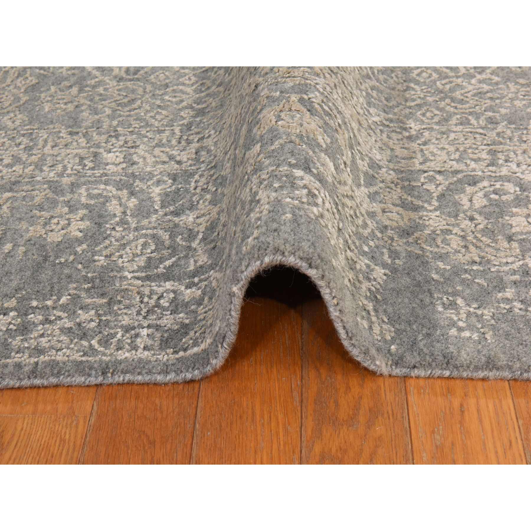 Modern-and-Contemporary-Hand-Loomed-Rug-394465