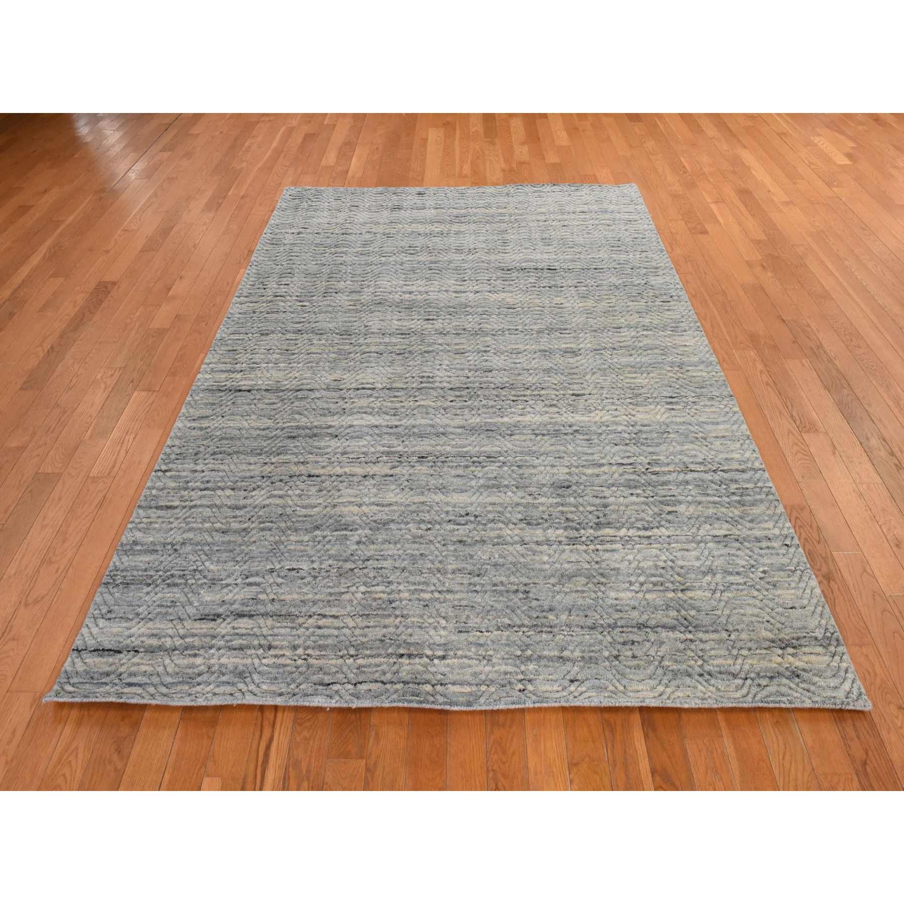 Modern-and-Contemporary-Hand-Loomed-Rug-394470