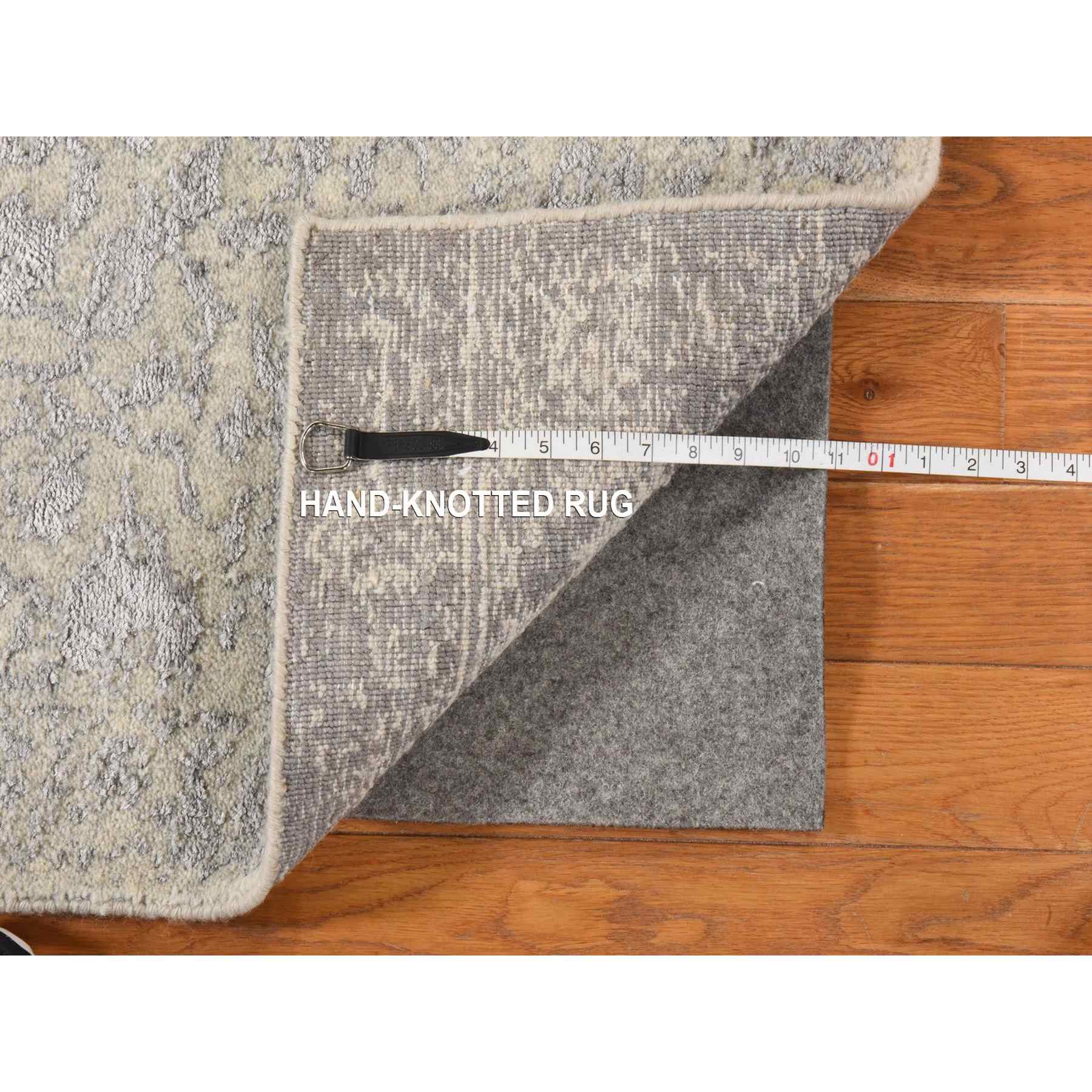 Modern-and-Contemporary-Hand-Loomed-Rug-394750