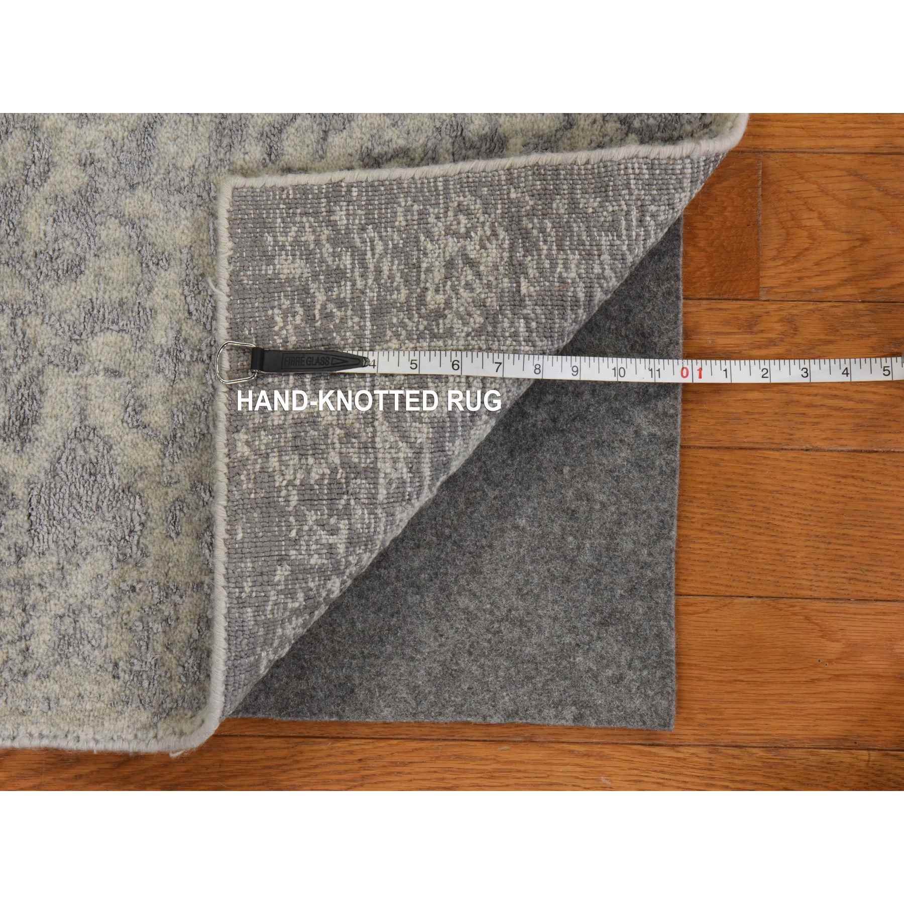 Modern-and-Contemporary-Hand-Loomed-Rug-394795