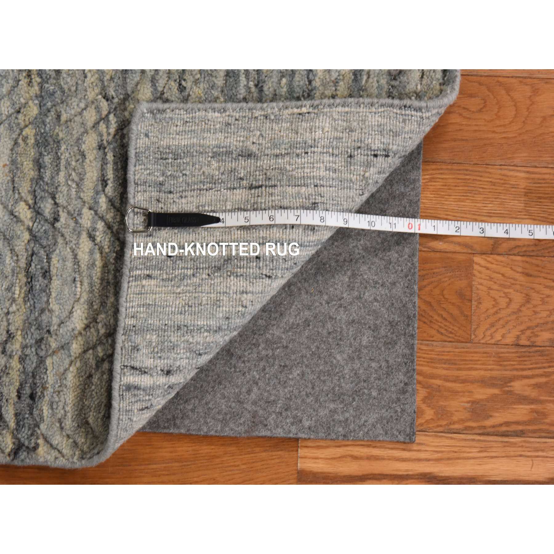 Modern-and-Contemporary-Hand-Loomed-Rug-394850