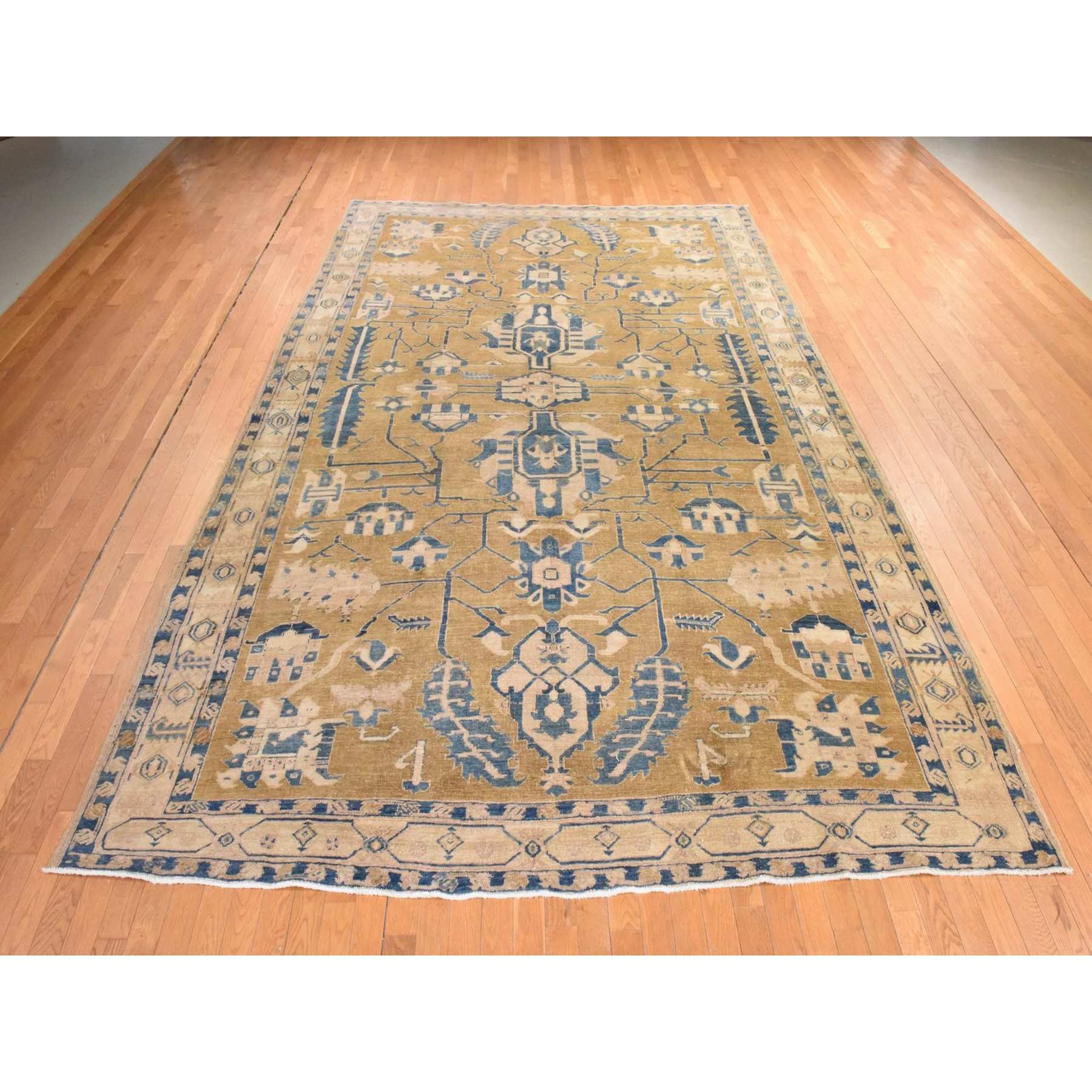 Oushak-And-Peshawar-Hand-Knotted-Rug-392975