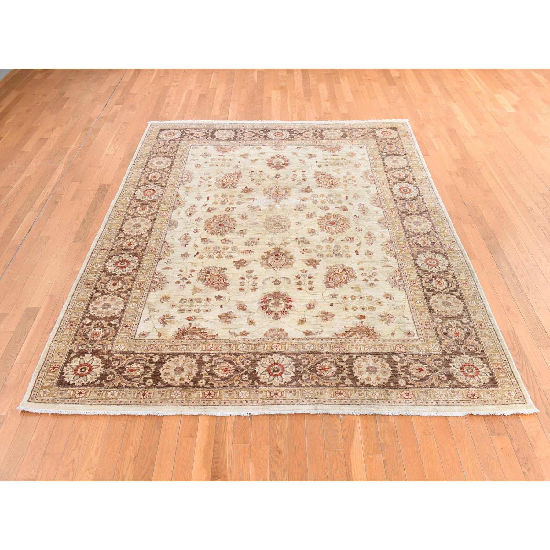 Oushak-And-Peshawar-Hand-Knotted-Rug-393330