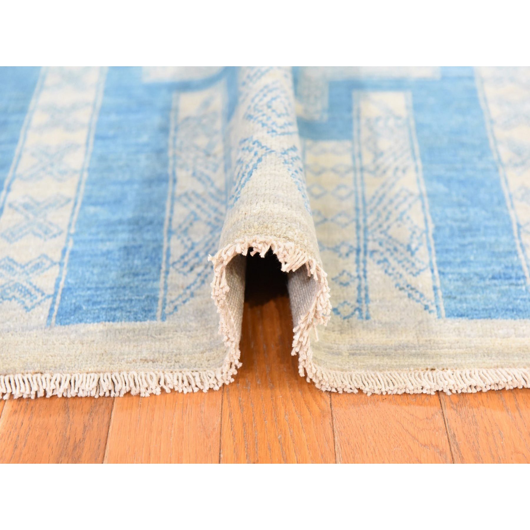 Oushak-And-Peshawar-Hand-Knotted-Rug-393425