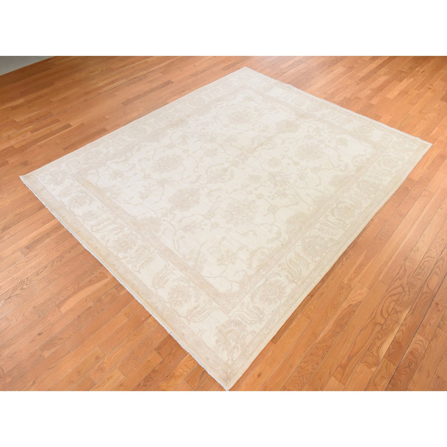 Oushak-And-Peshawar-Hand-Knotted-Rug-394210